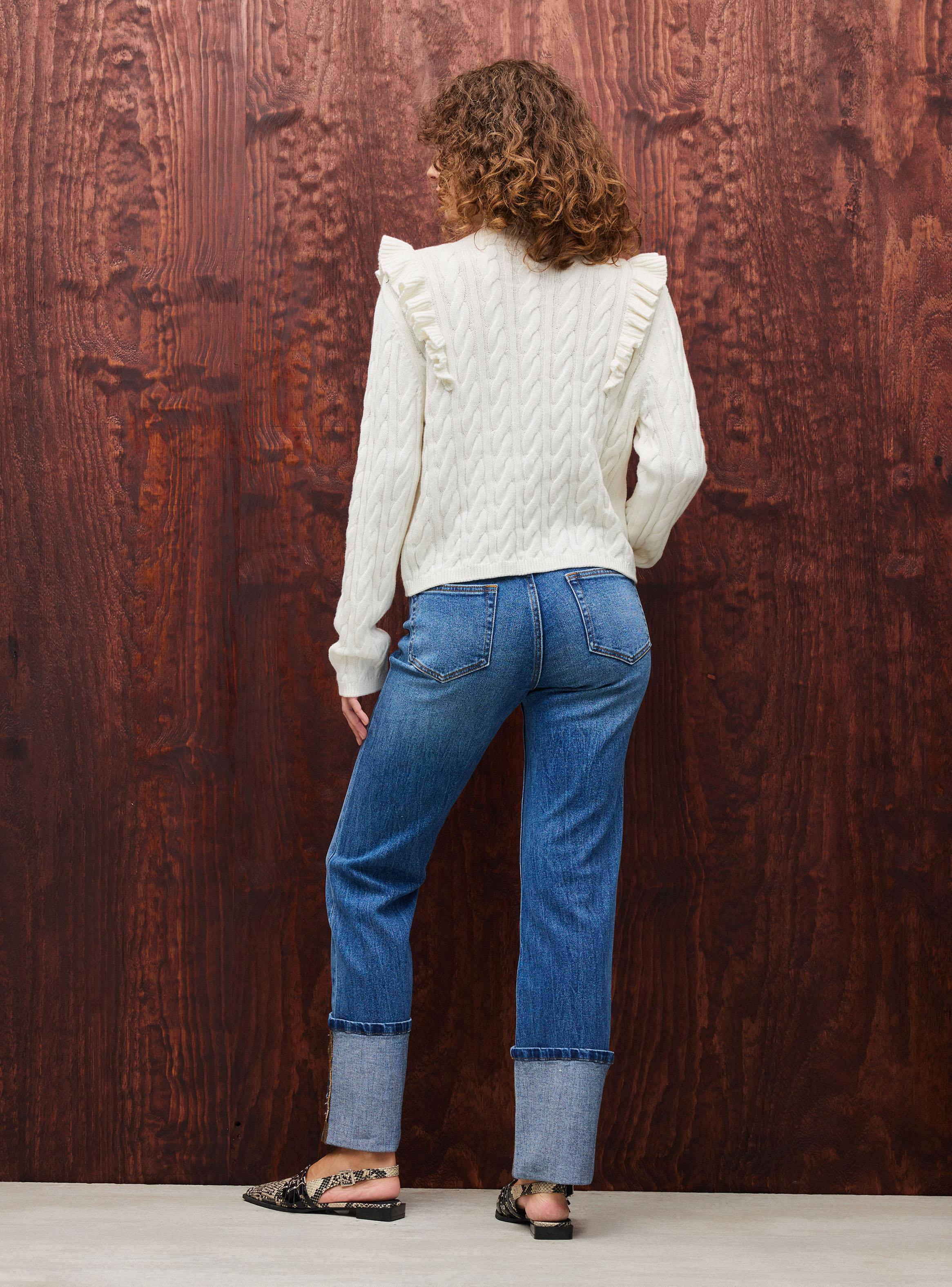 Sweater Trenzado Cuello Alto con Vuelos-5