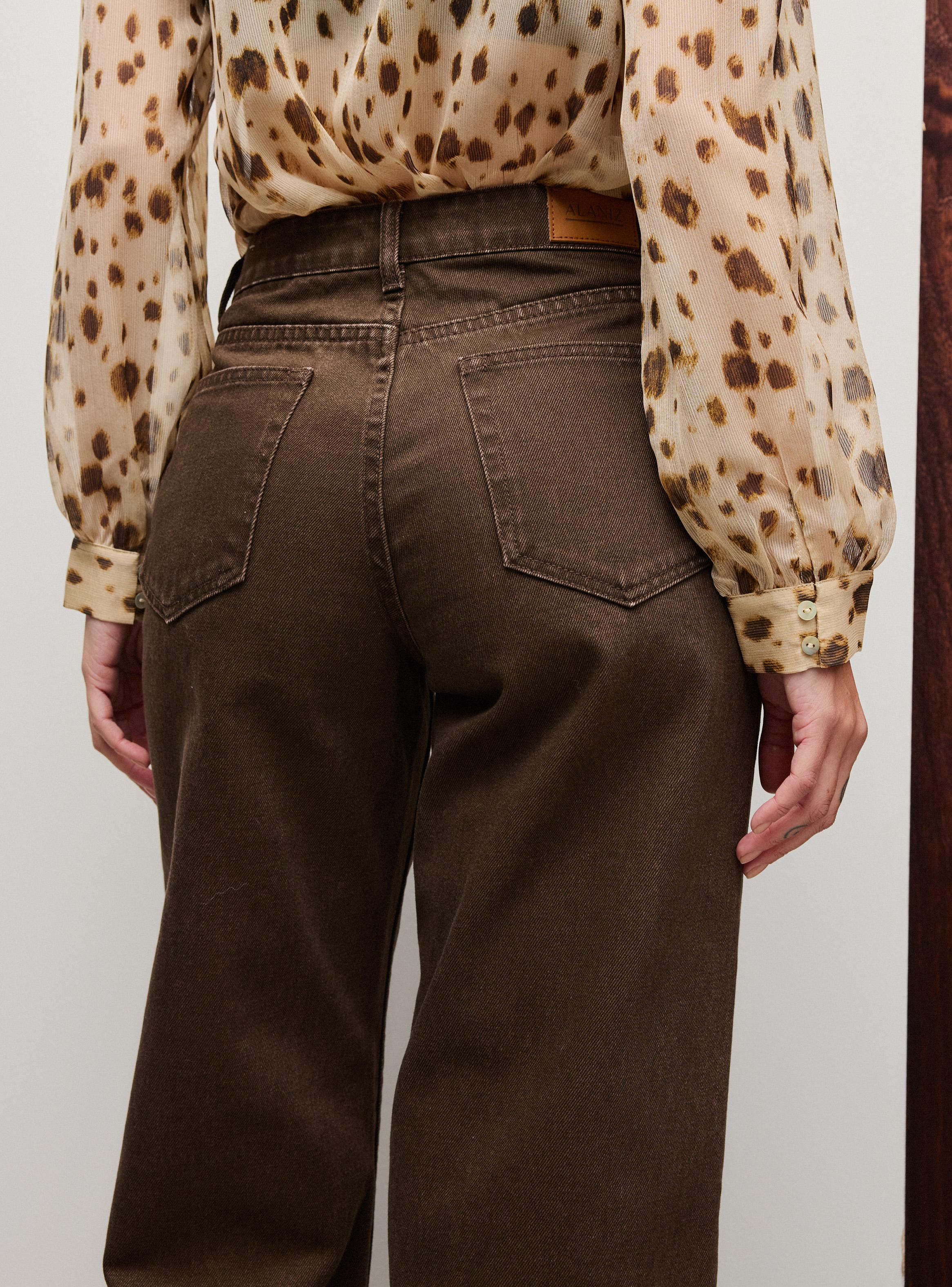 Jeans Wide Leg Cortes Rebeca Delamtera-3