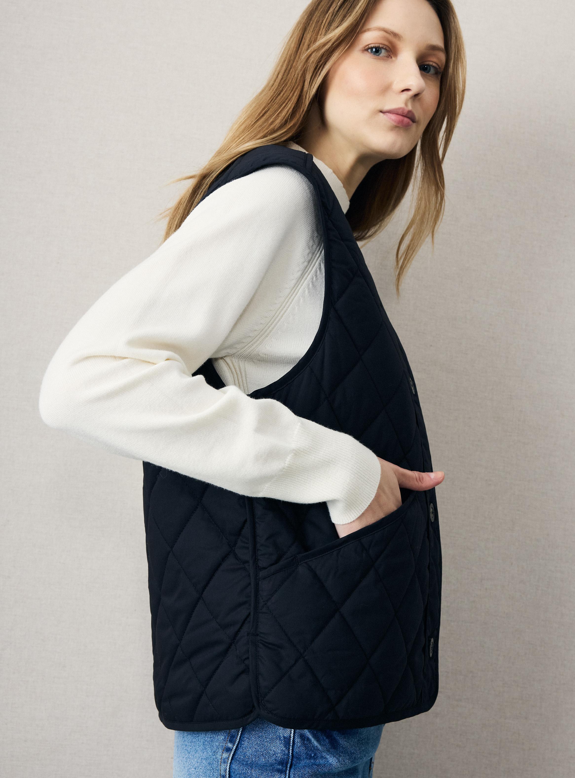 Chaqueta sin Mangas Abotonada Quilted-3