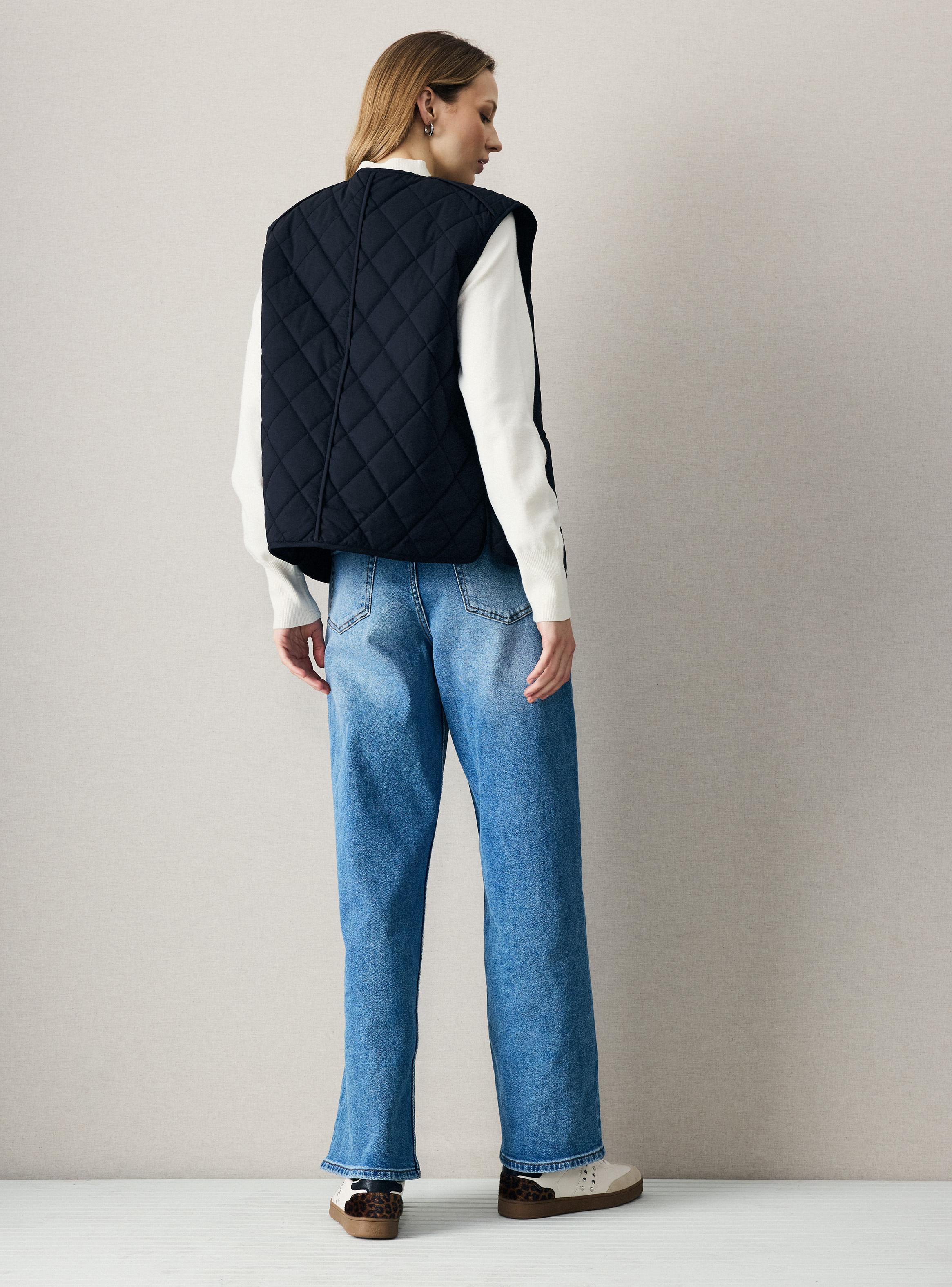 Chaqueta sin Mangas Abotonada Quilted-5
