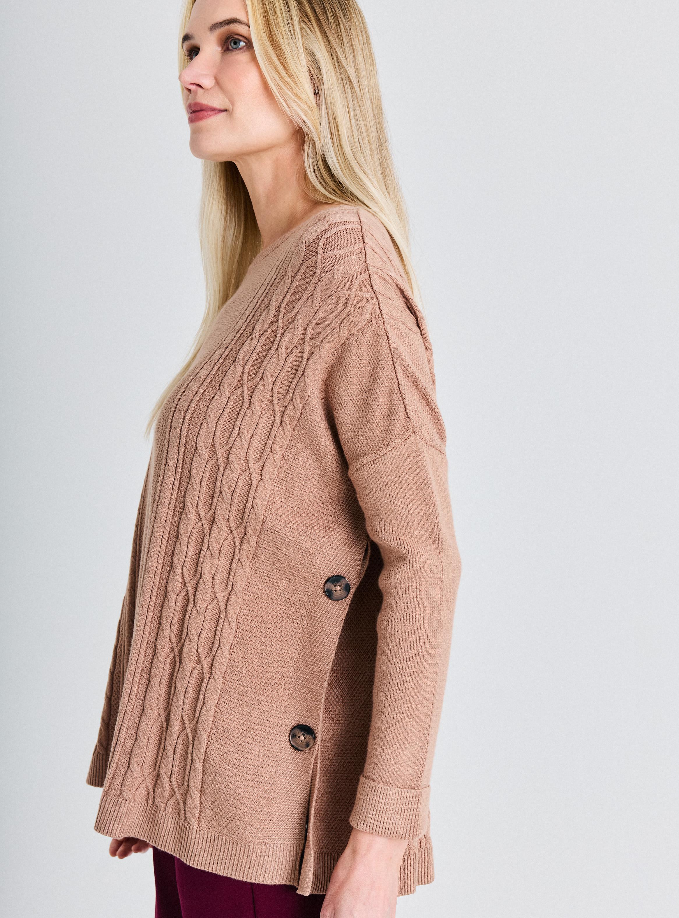 Sweater Trenzado Tipo Poncho con Botones en Costado-2