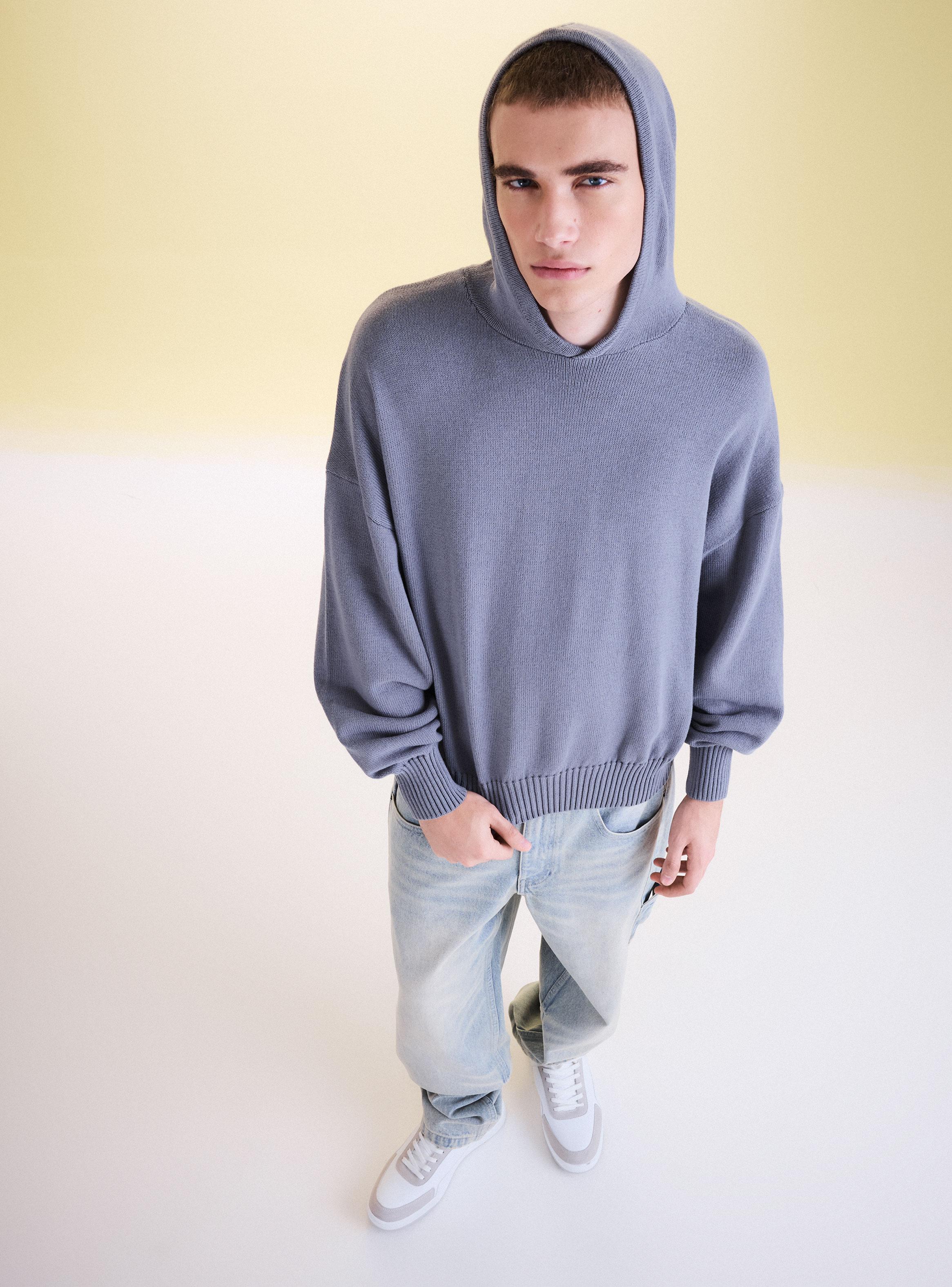 Sweater Estampado en Espalda-4