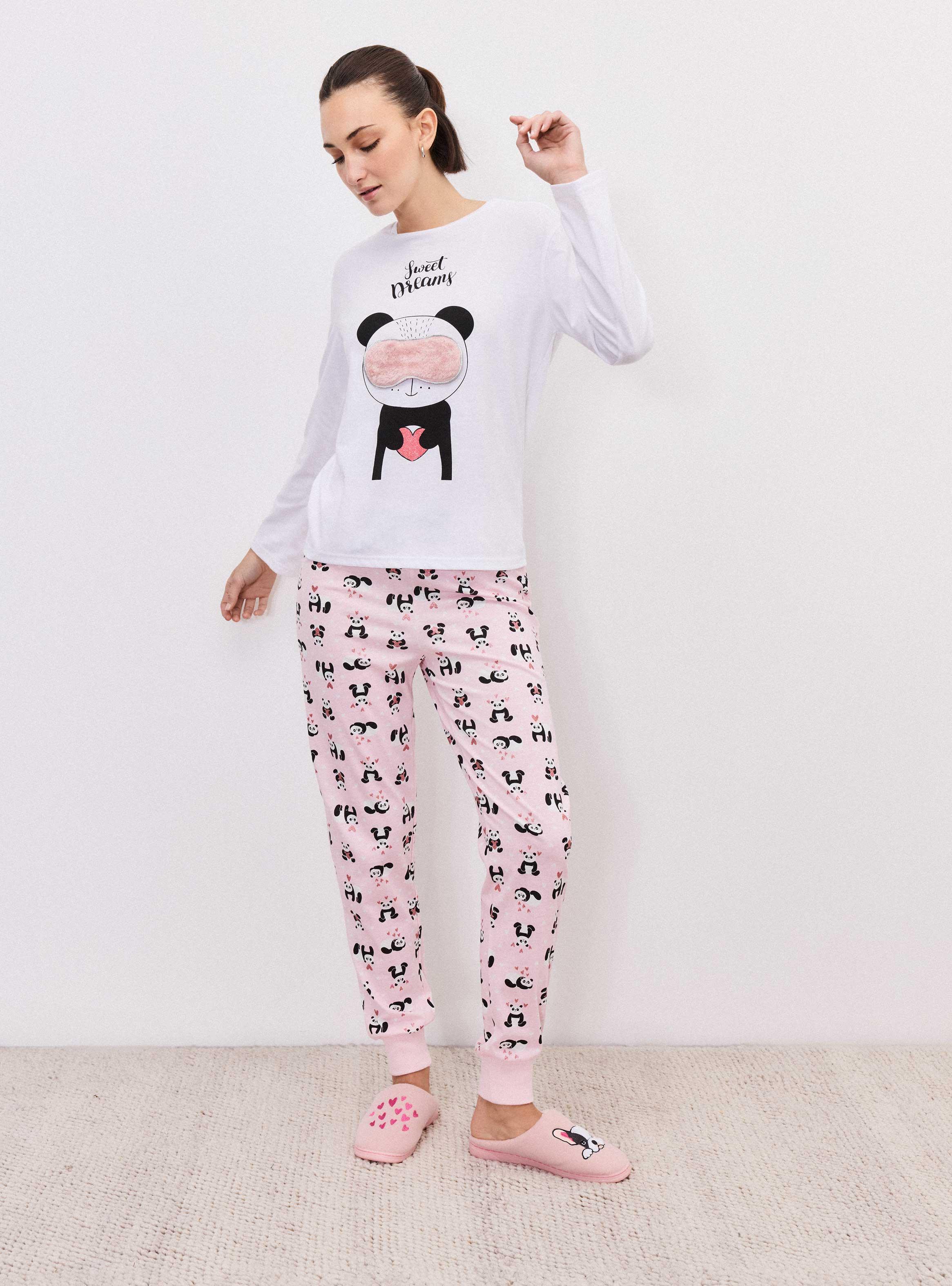 Pijama con Aplicación y Estampado-4