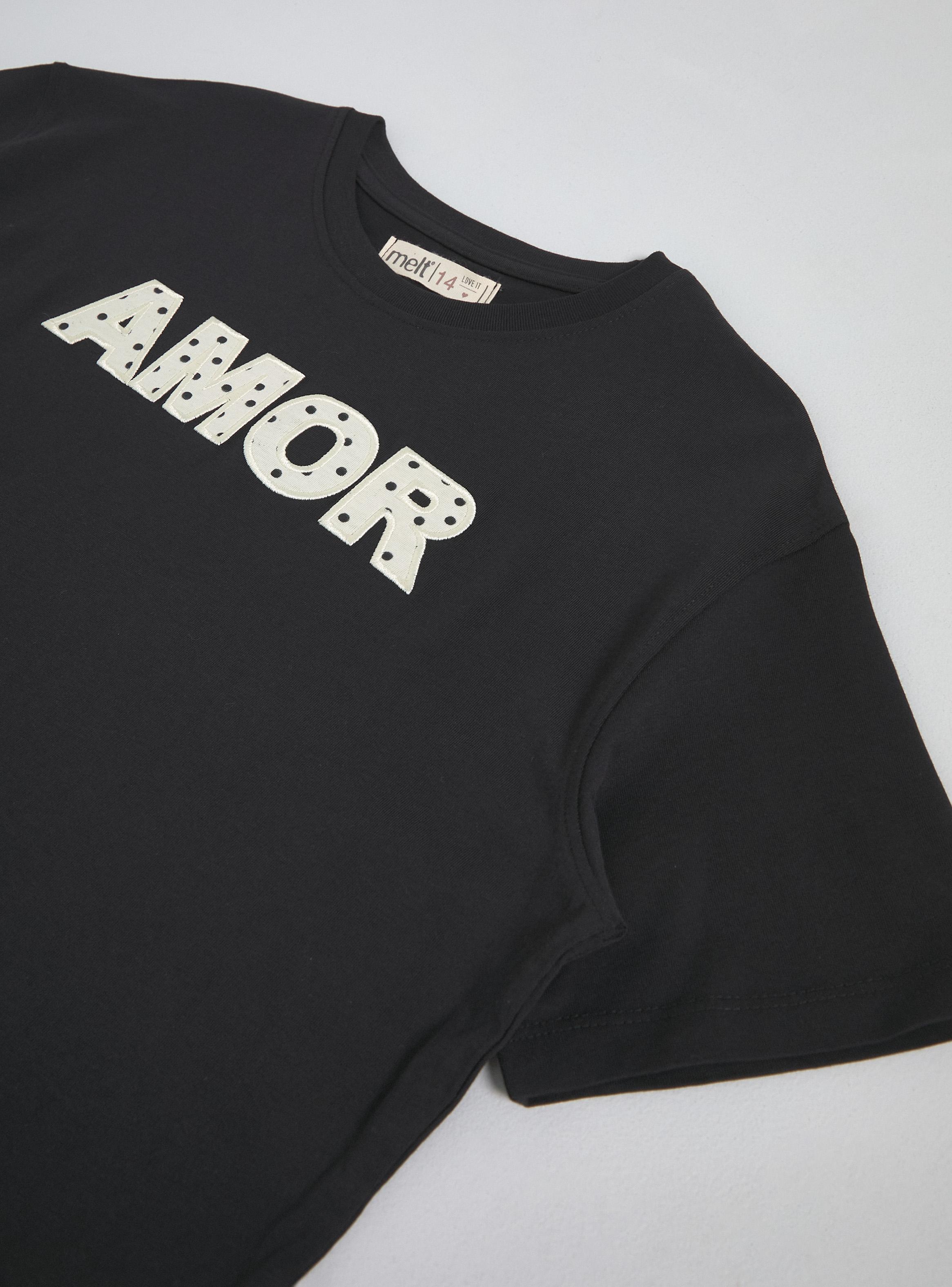 Polera con Mensaje Bordado-2