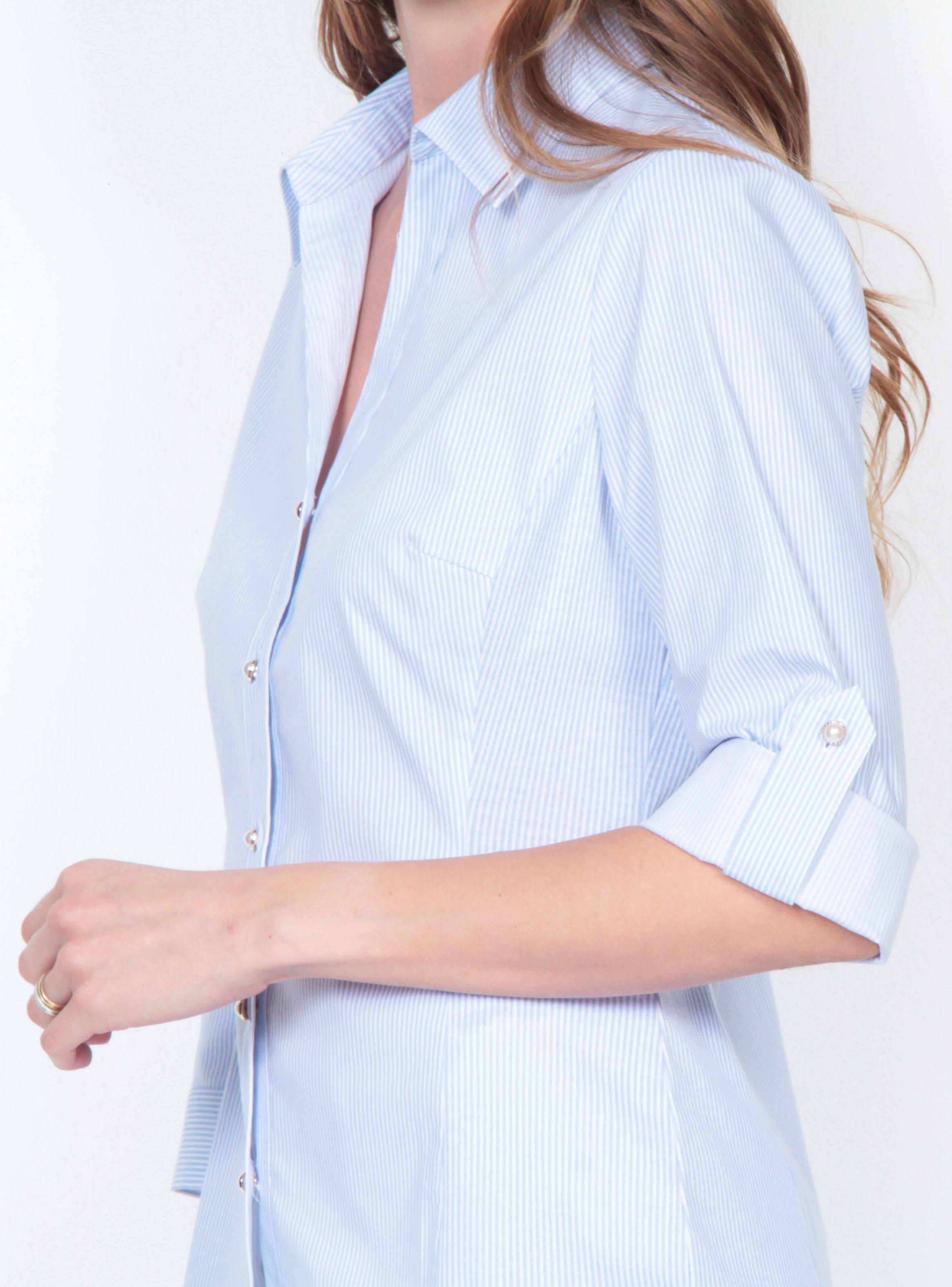 Blusa Manga 3/4 Listada Abotonada en Delantero-2