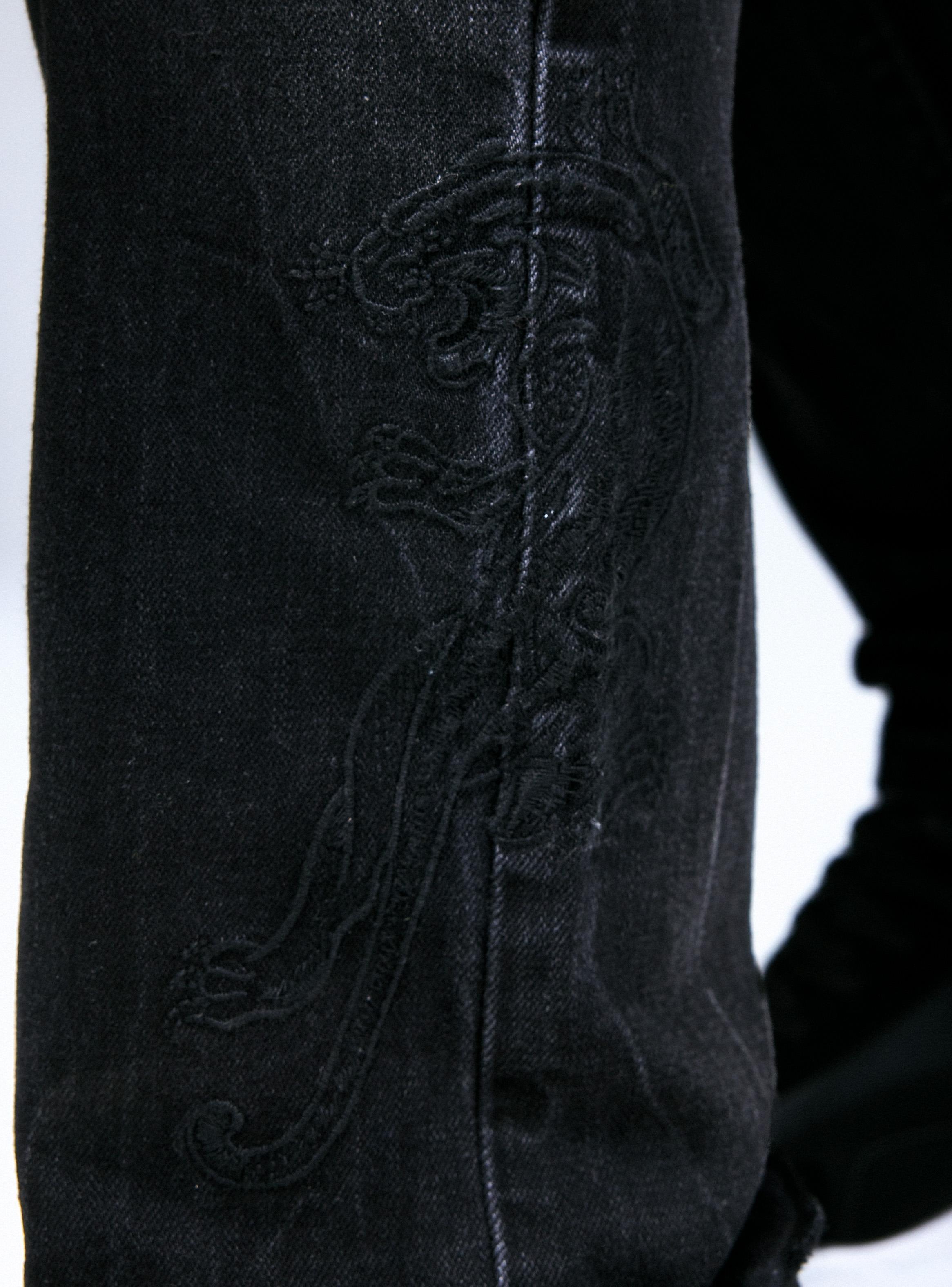 Jeans Roturas y Bordado Ed Hardy-2