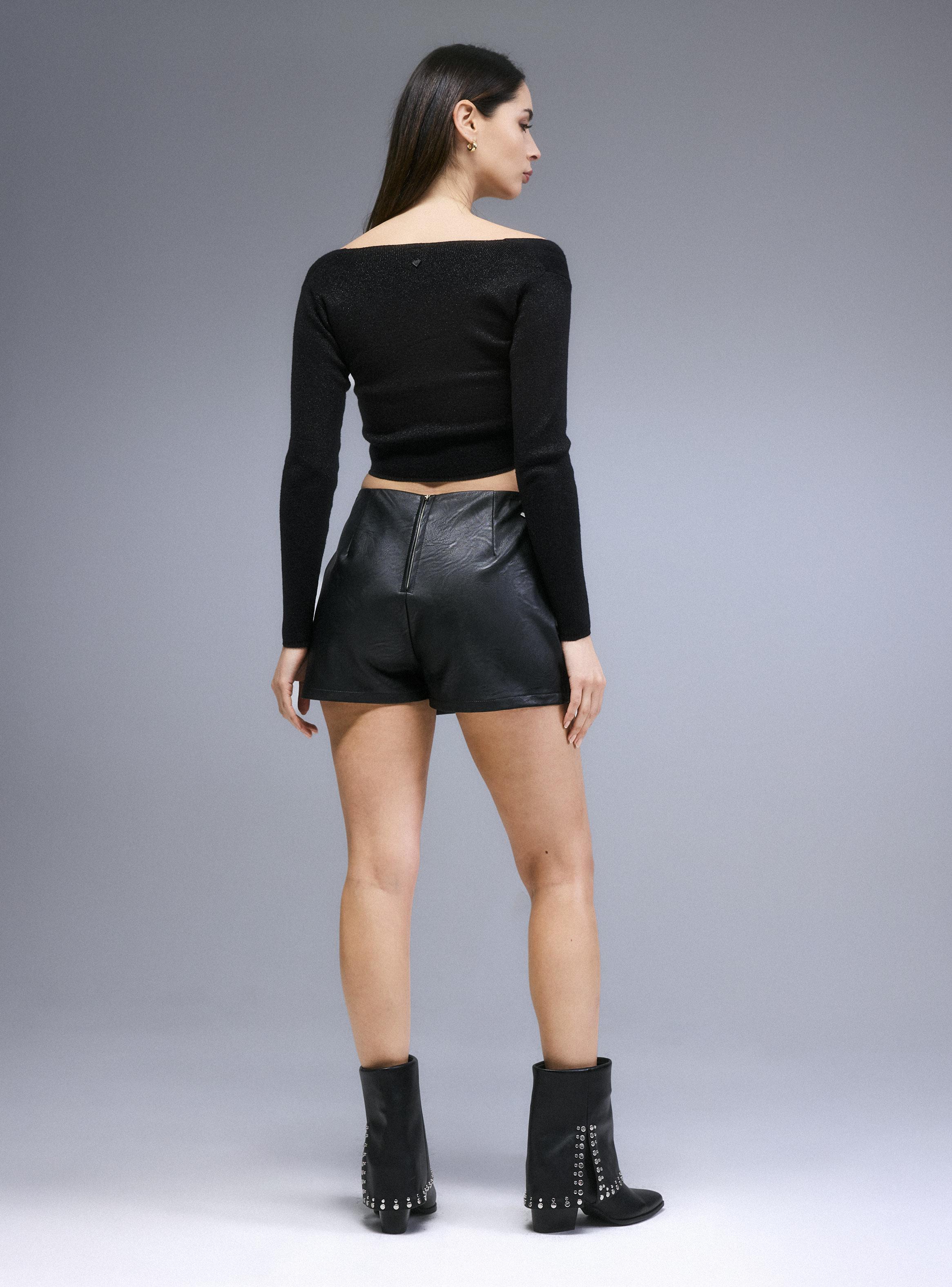 Falda Skort Simil Cuero Doble Cinturón con Ojetillos-5