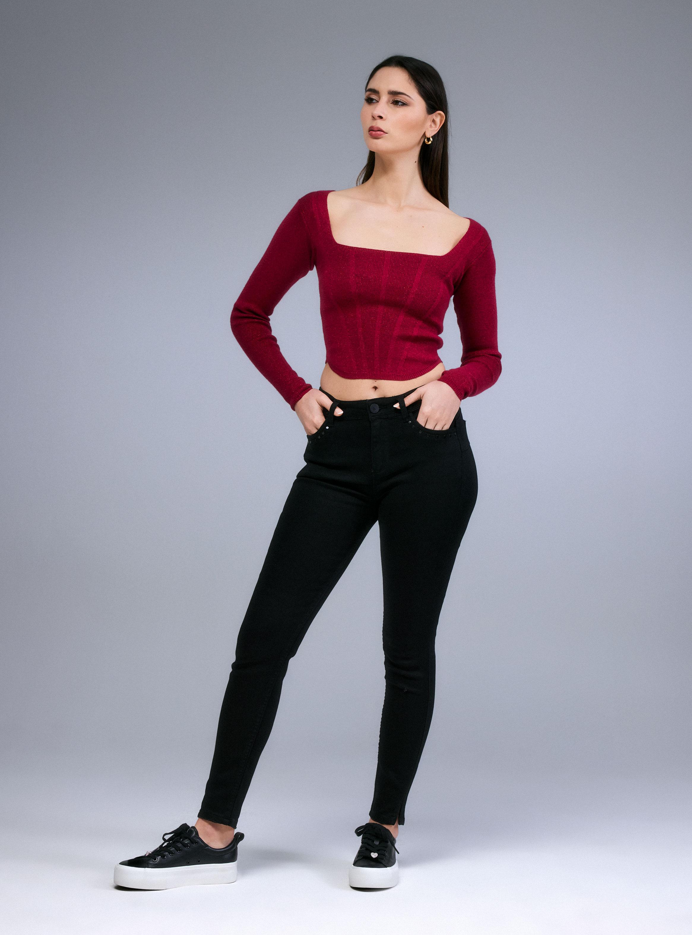 Jeans Push Up Tachas en Pretina y Bolsillos-4