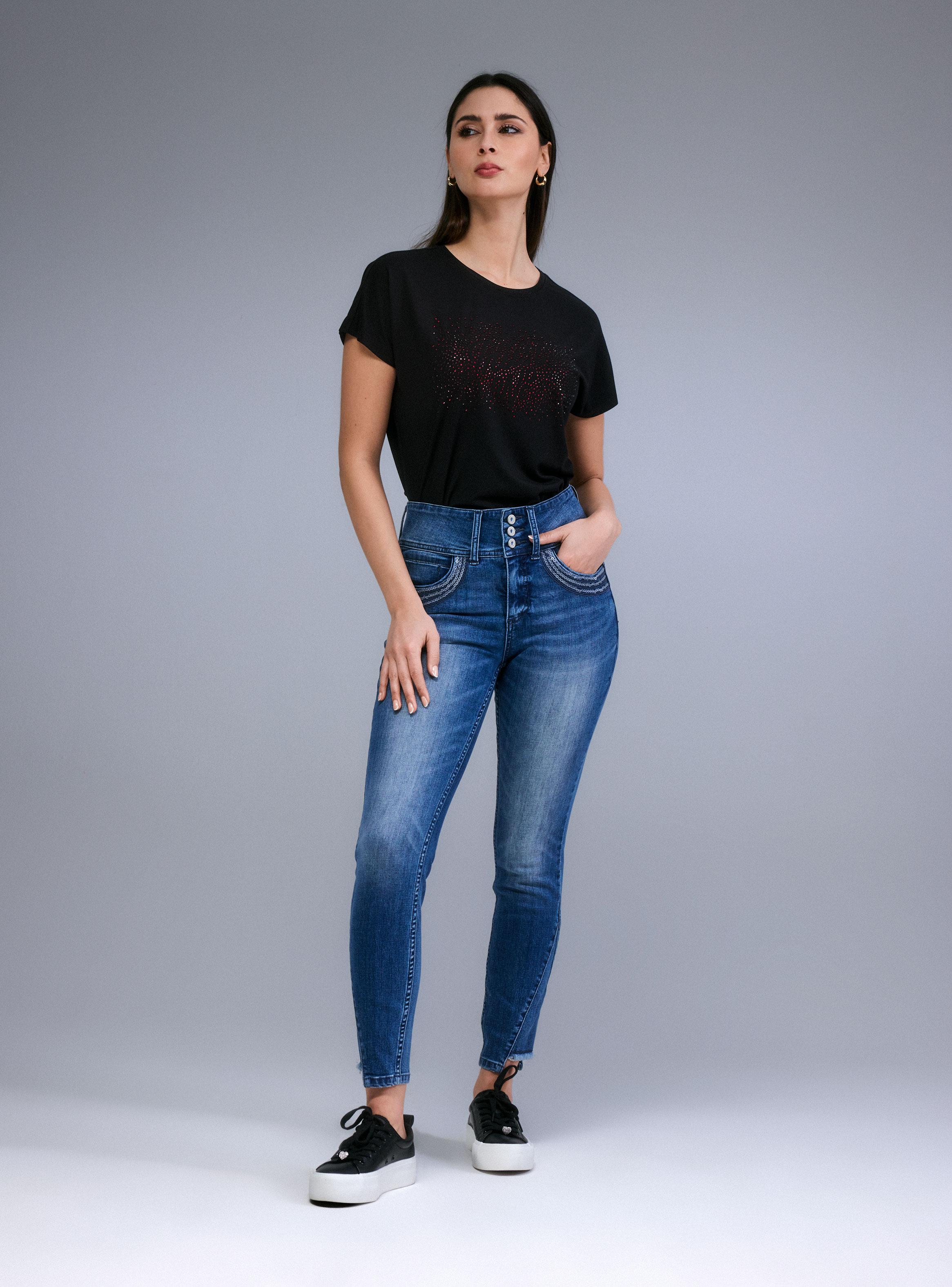 Polera Básica Holgada Estampado Brillante-4