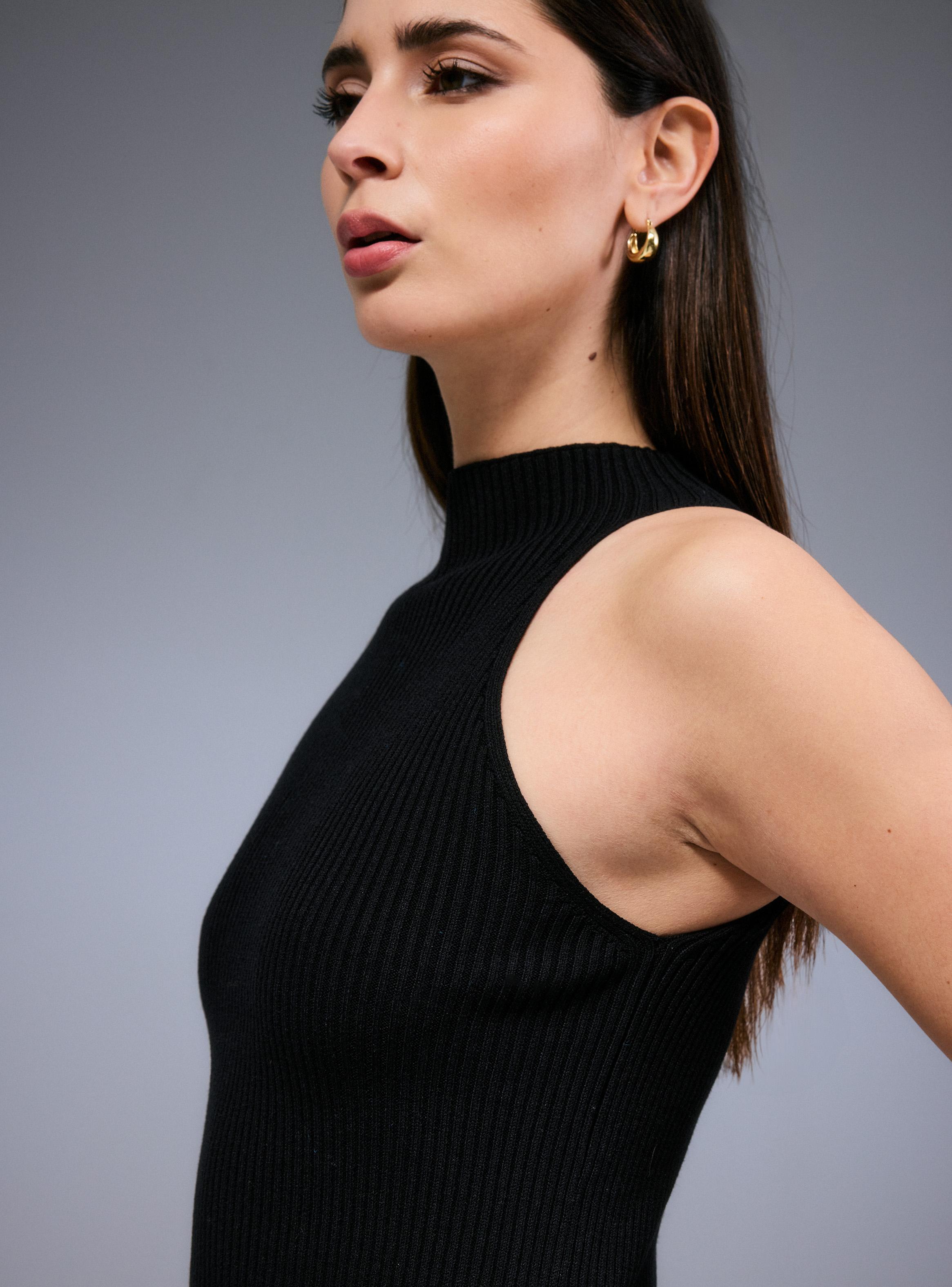 Polera Halter con Cuello Acanalada-3