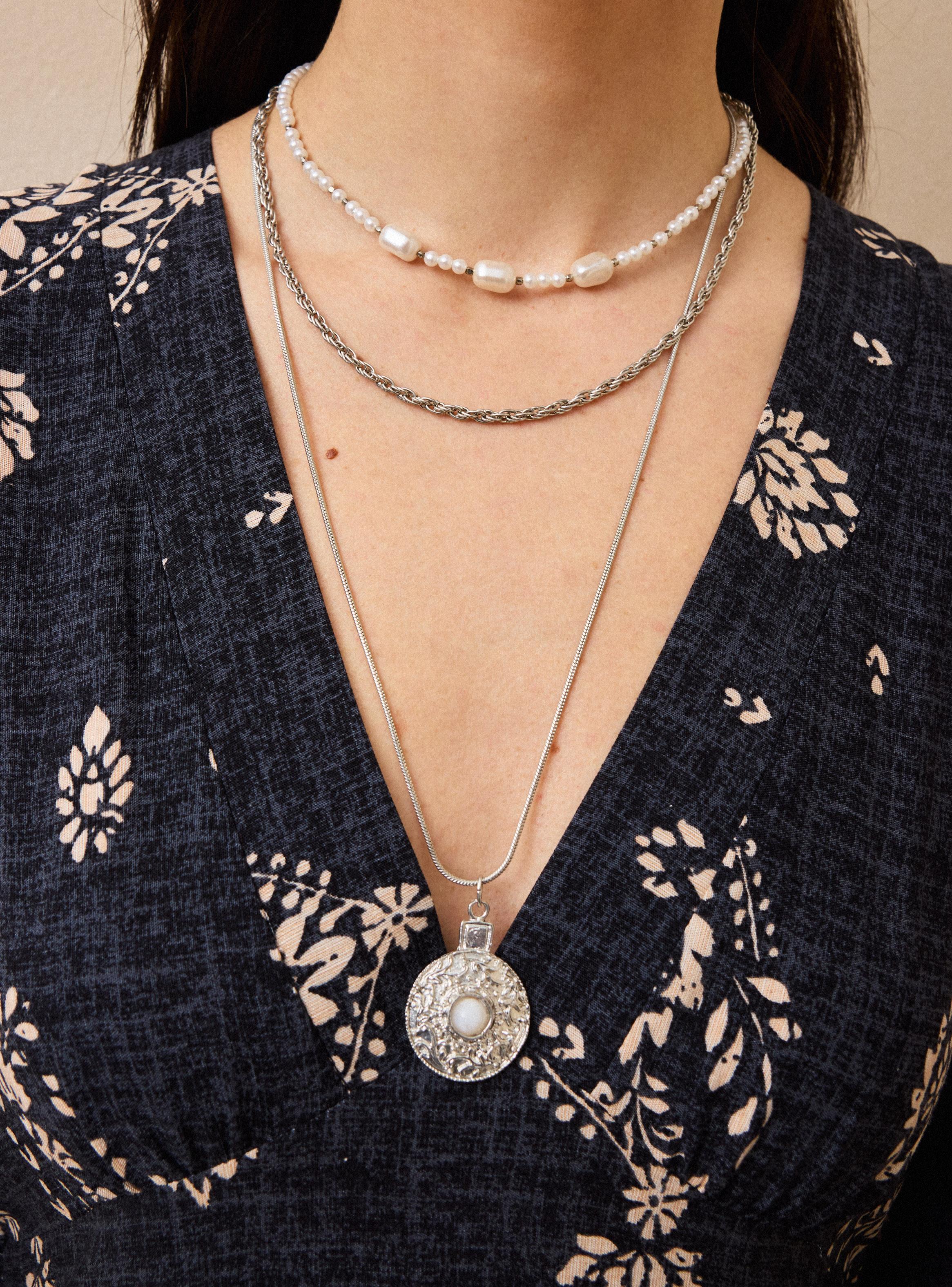 Collar Perlas y Metal-2