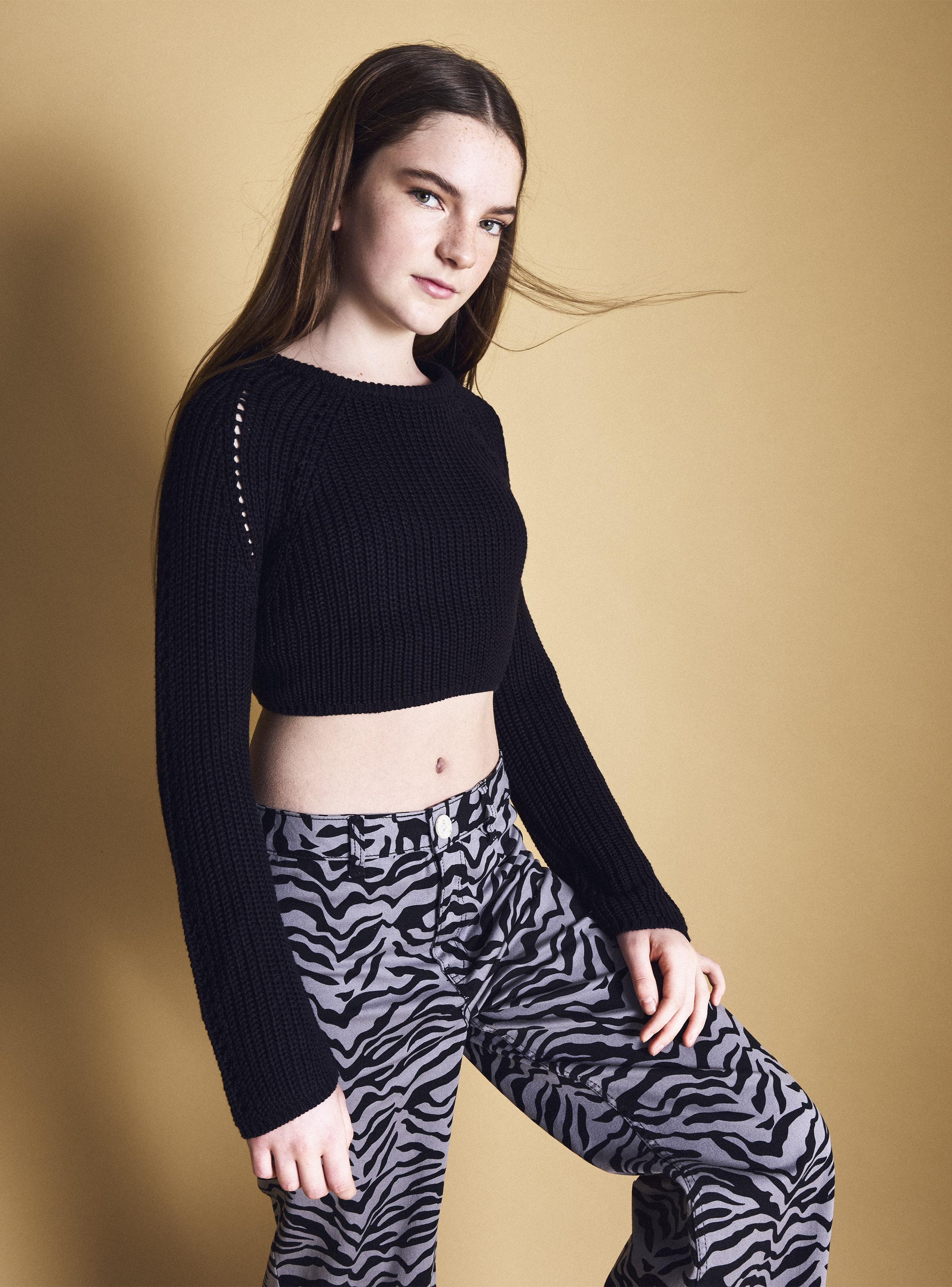 Sweater con Amarras en Espalda-4