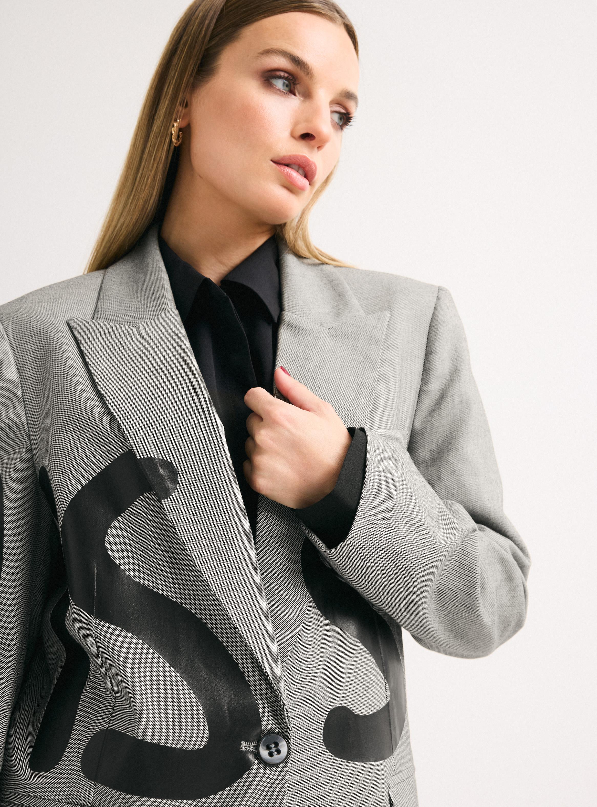 Blazer Italiano con Gráfica Estampada-3