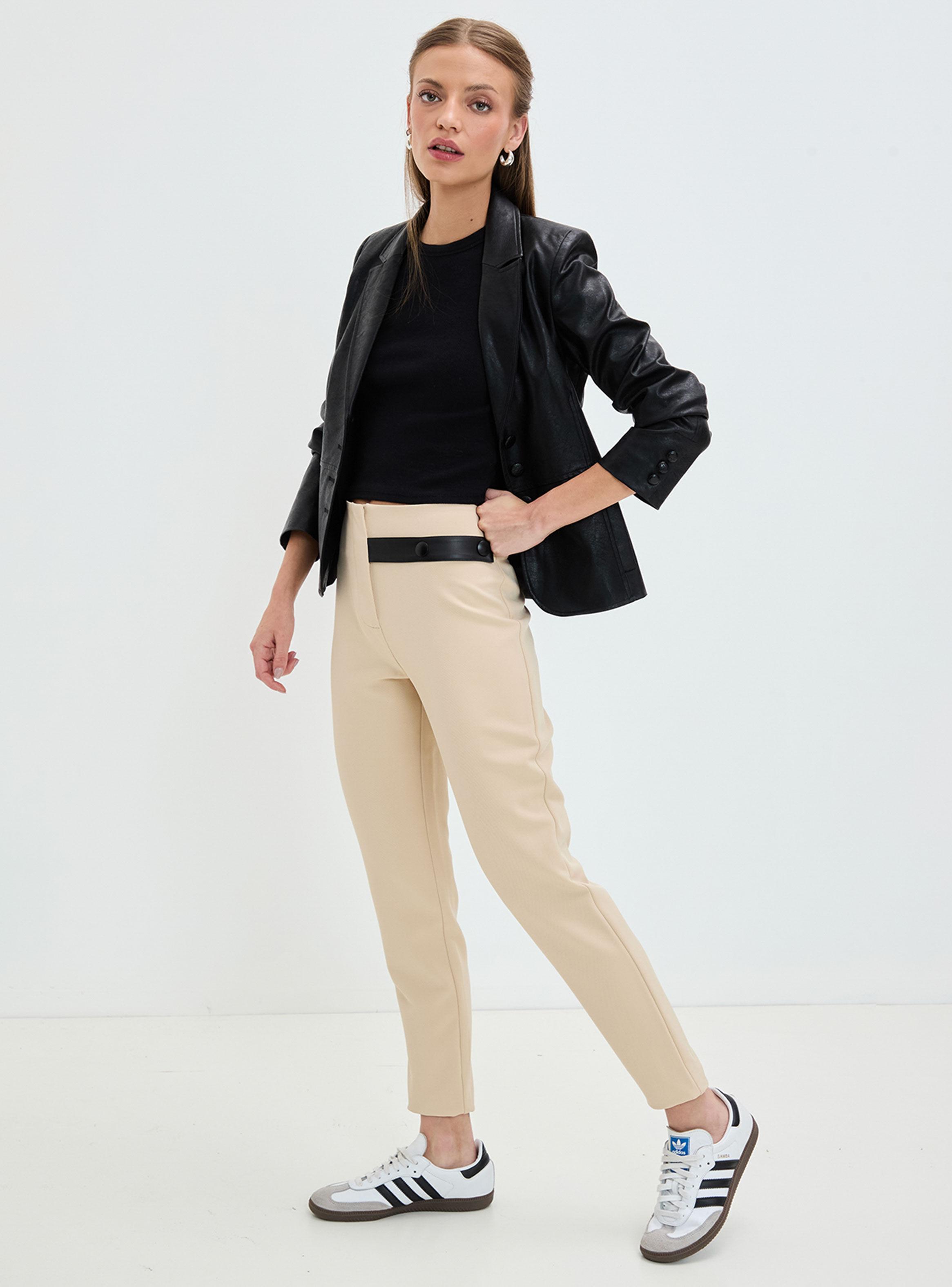 Pantalón Liso con Detalle de Lado-3