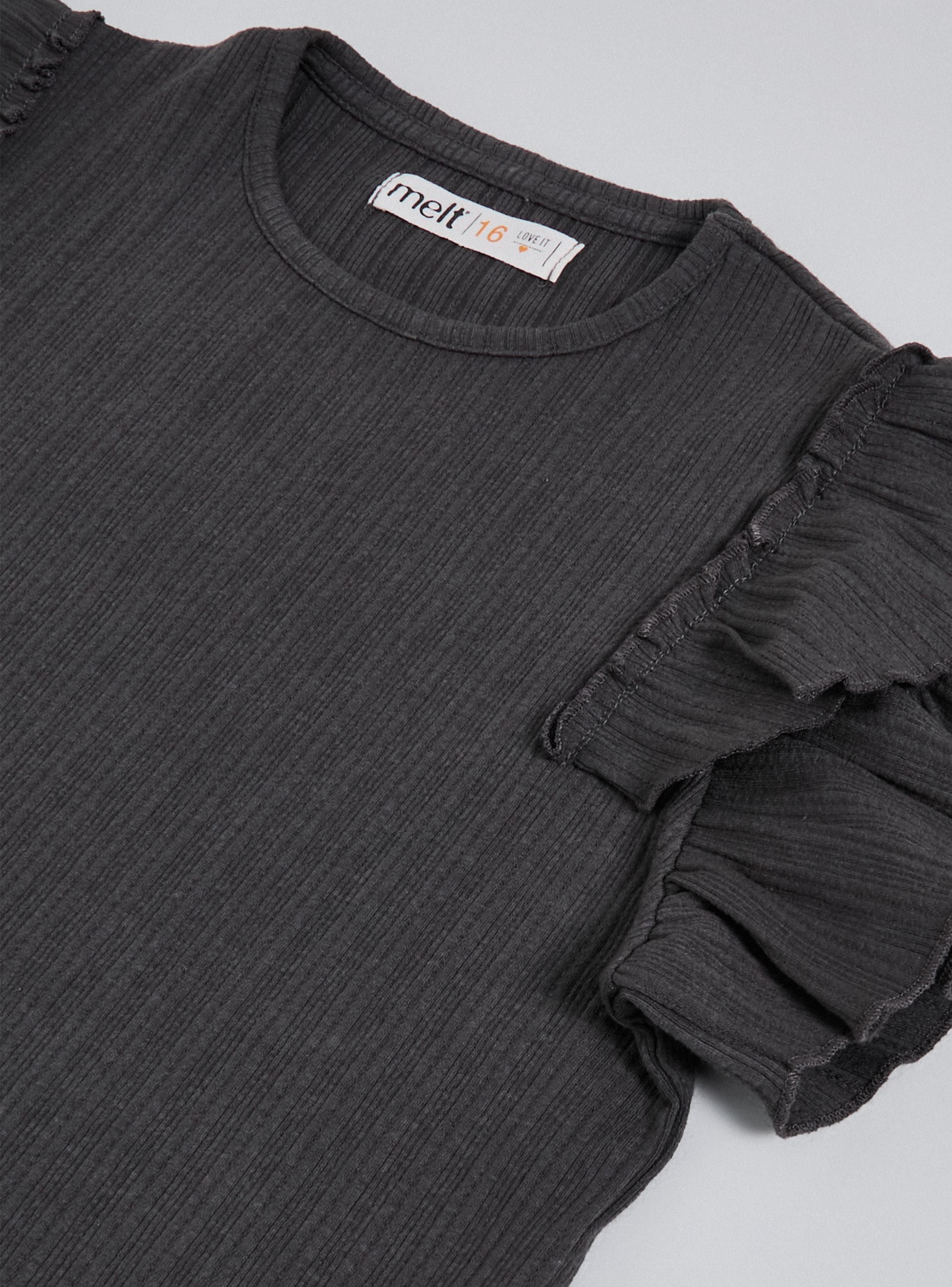 Polera Sin Mangas con Vuelos Grandes-2