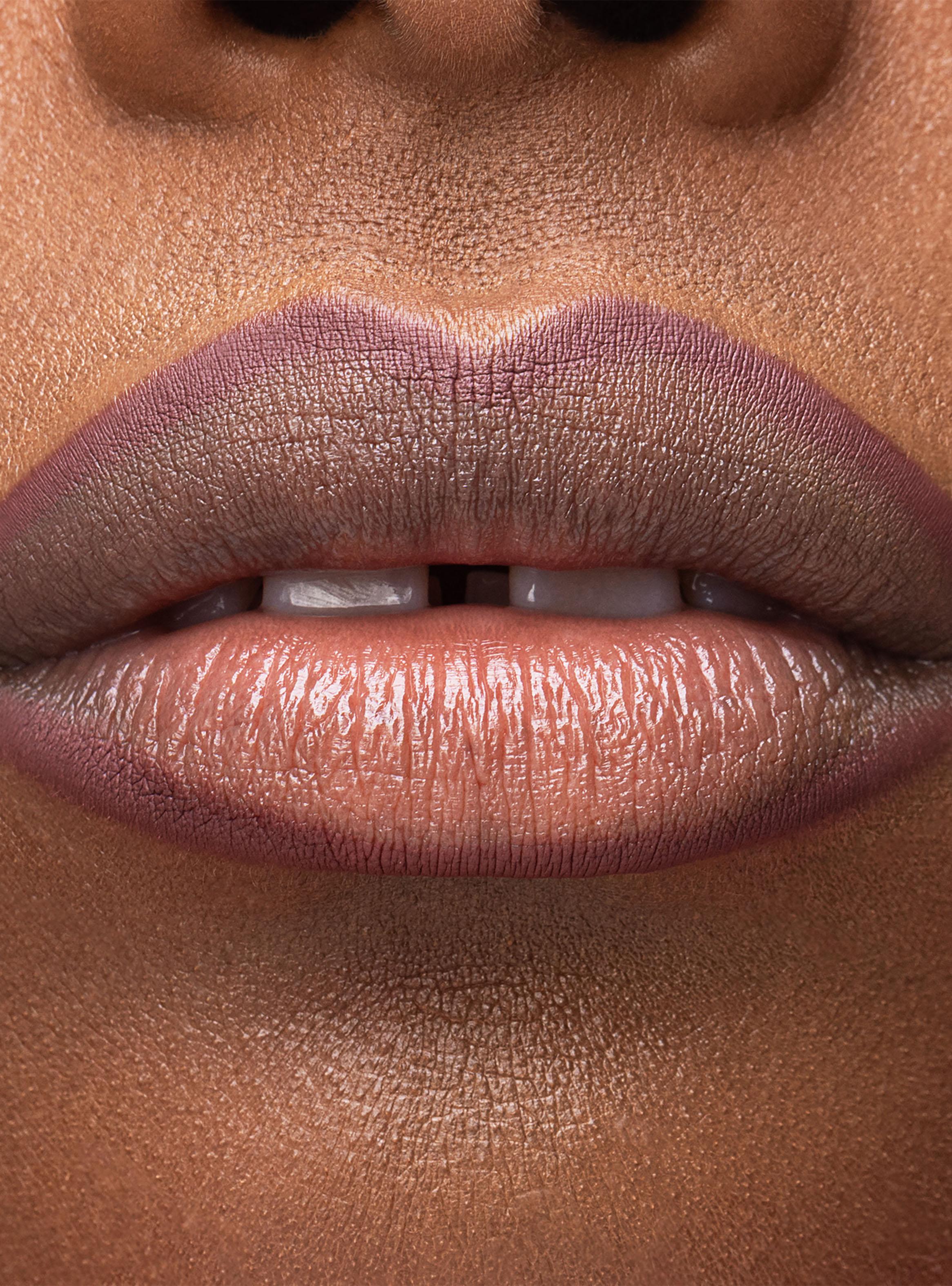 Delineador de Labios 24/7 Lip Pencil Give Em Backtalk-3