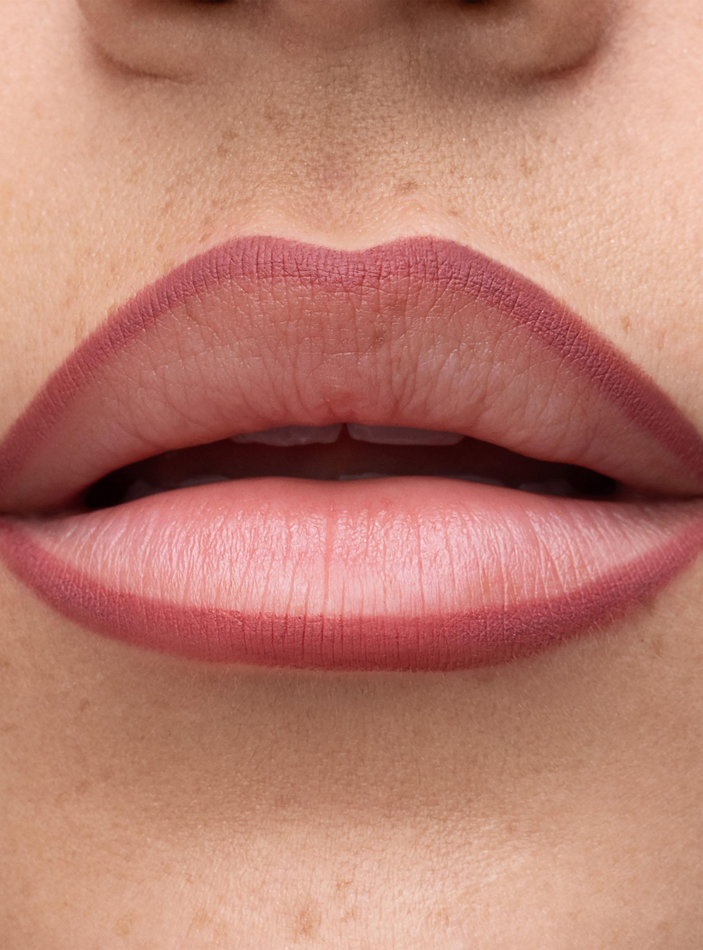 Delineador de Labios 24/7 Lip Pencil Luve Ya Backtalk-3