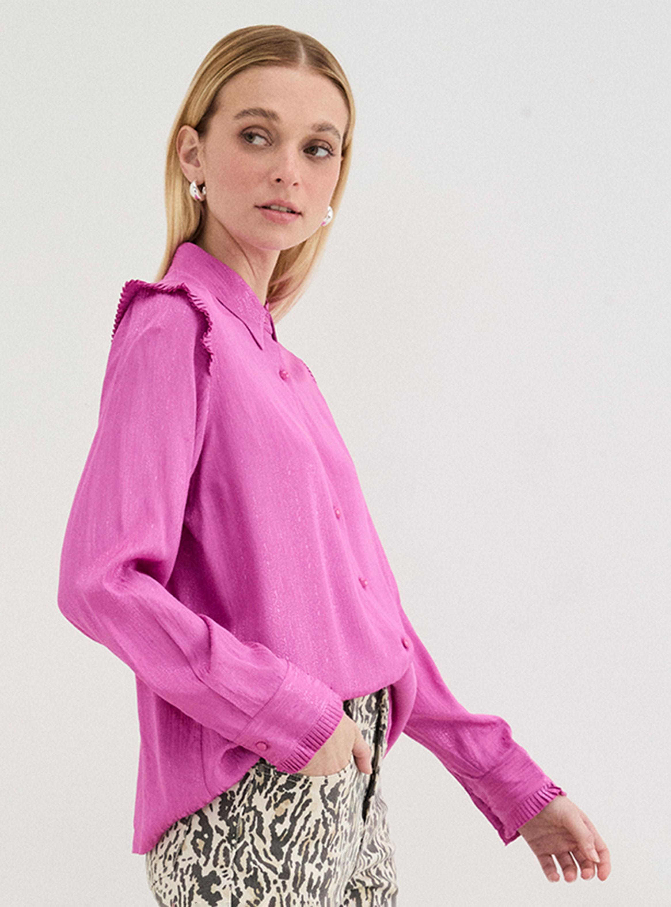 Blusa Lisa Manga Larga con Plisados en Sisa y Puños-2