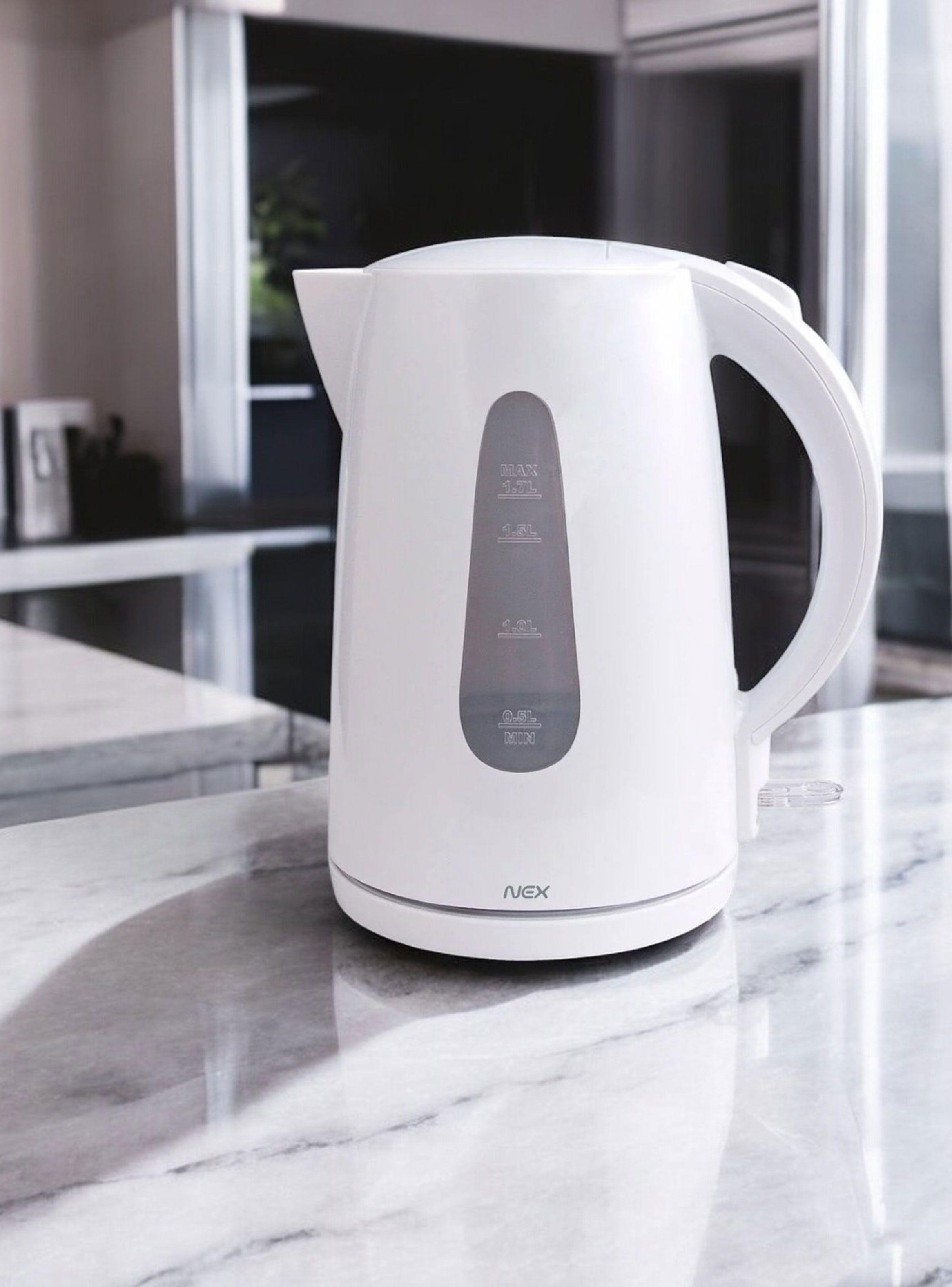 Hervidor Plástico 1.7 L KP2720-4