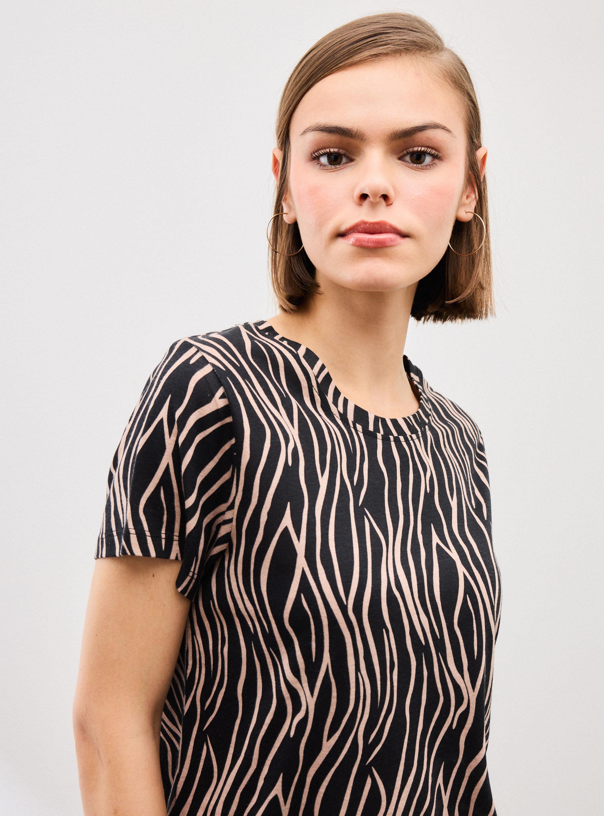 Polera Manga Corta Básica con Estampado-2