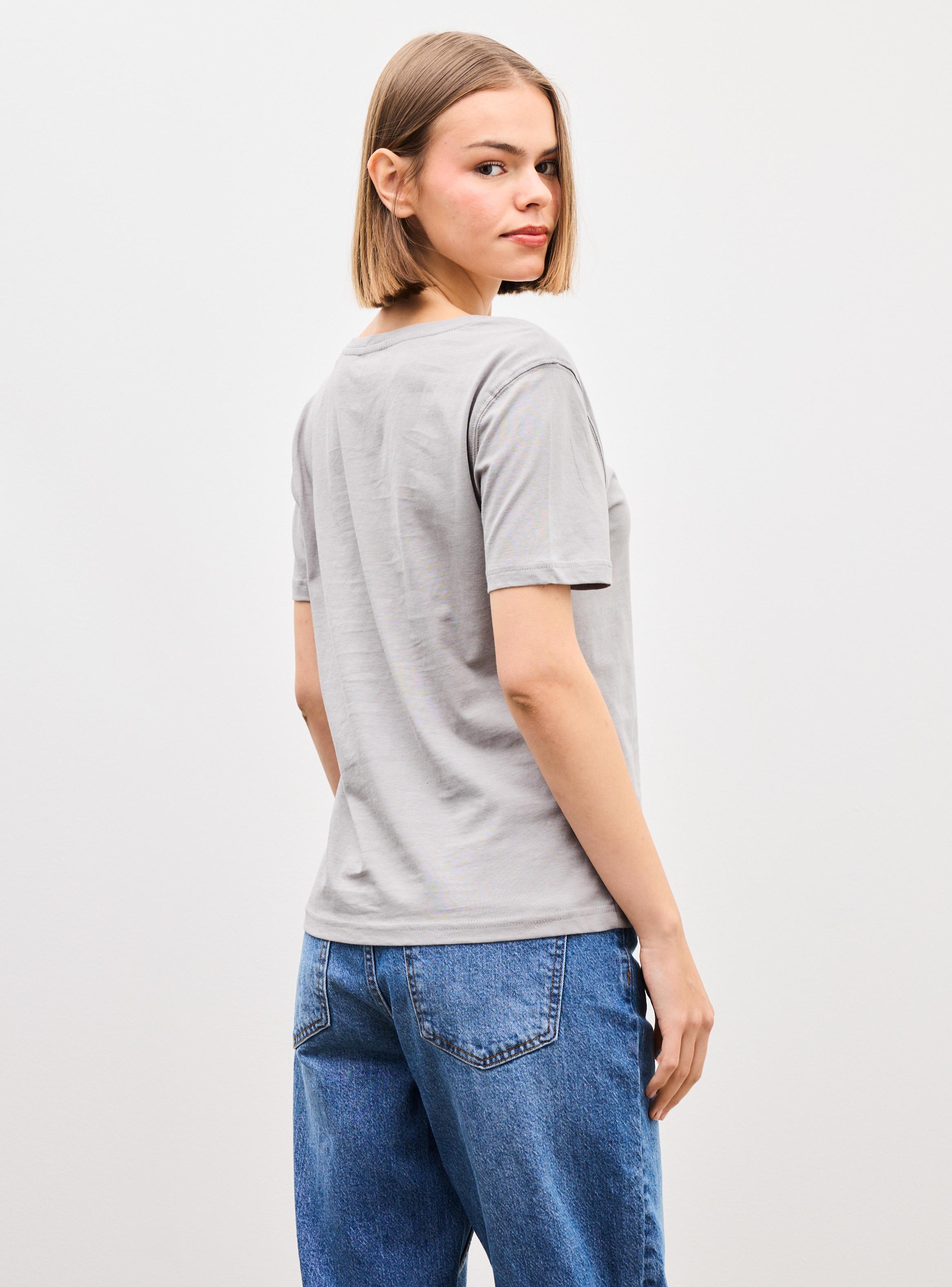 Polera Manga Corta Básica Cuello V Color-1