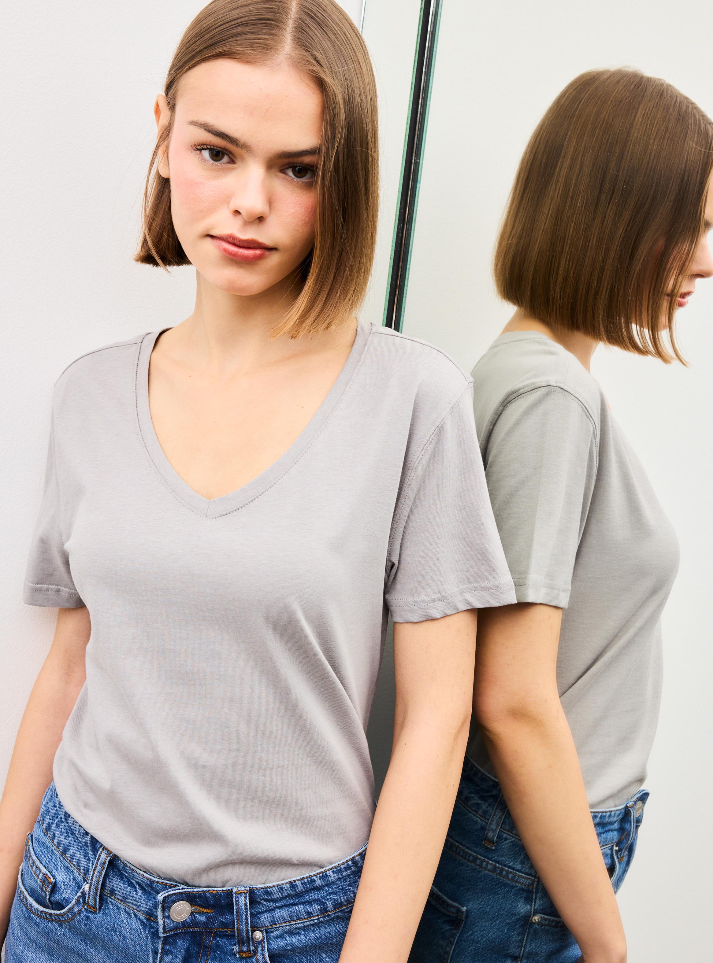 Polera Manga Corta Básica Cuello V Color-2