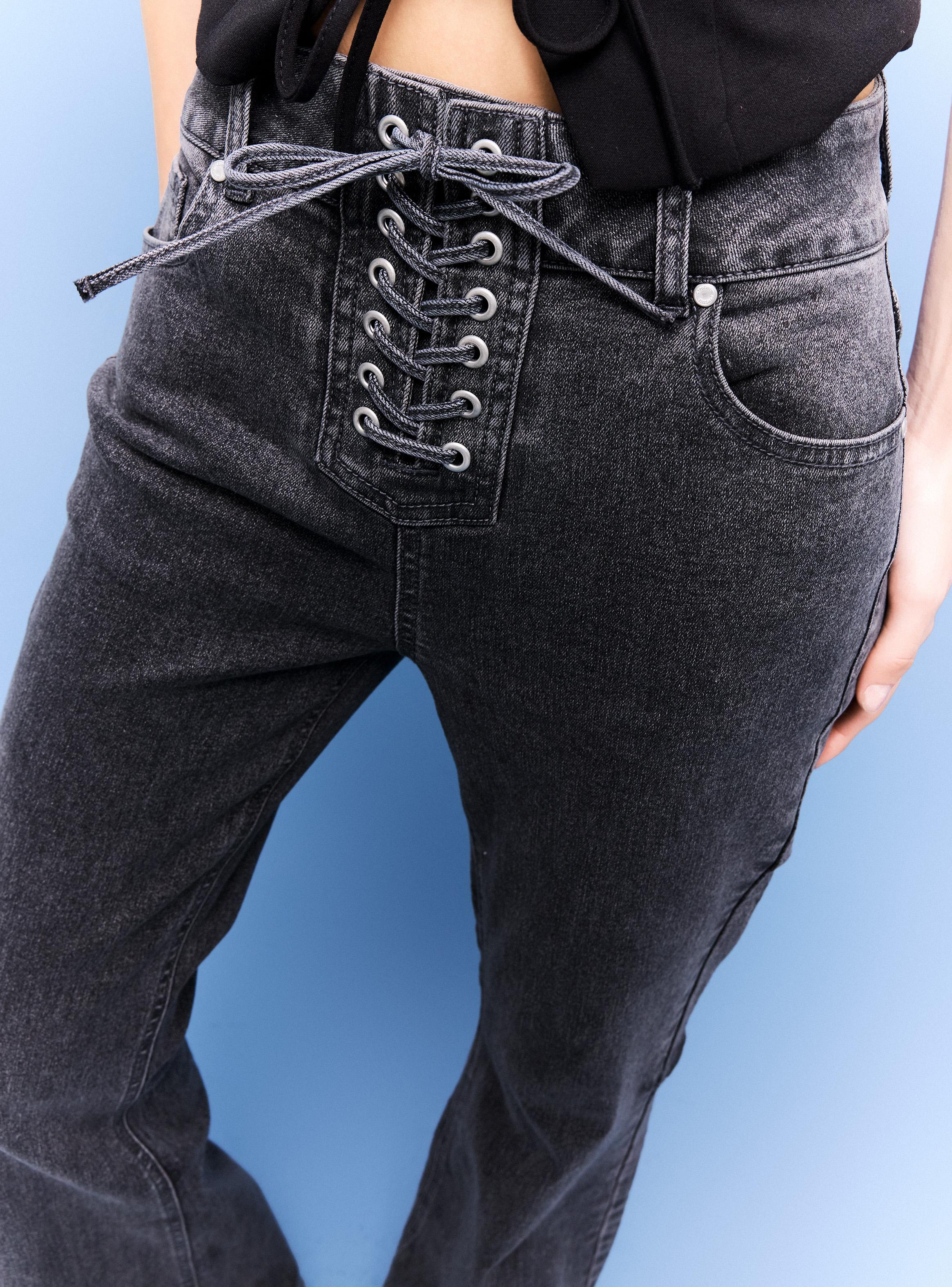 Jeans Flare Tiro Bajo Bragueta Amarras-2