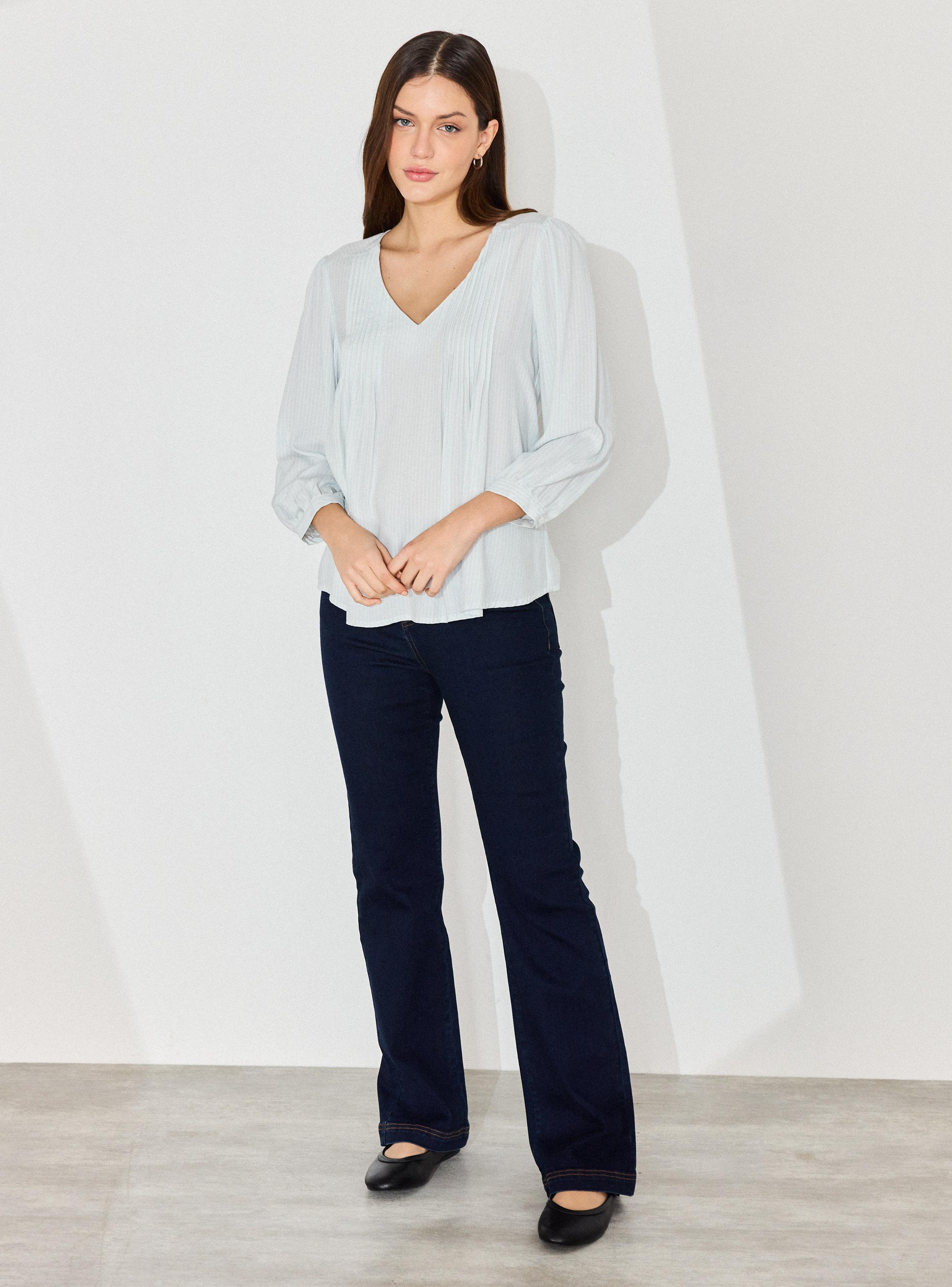 Blusa Listada con Tablas en Pecho-4