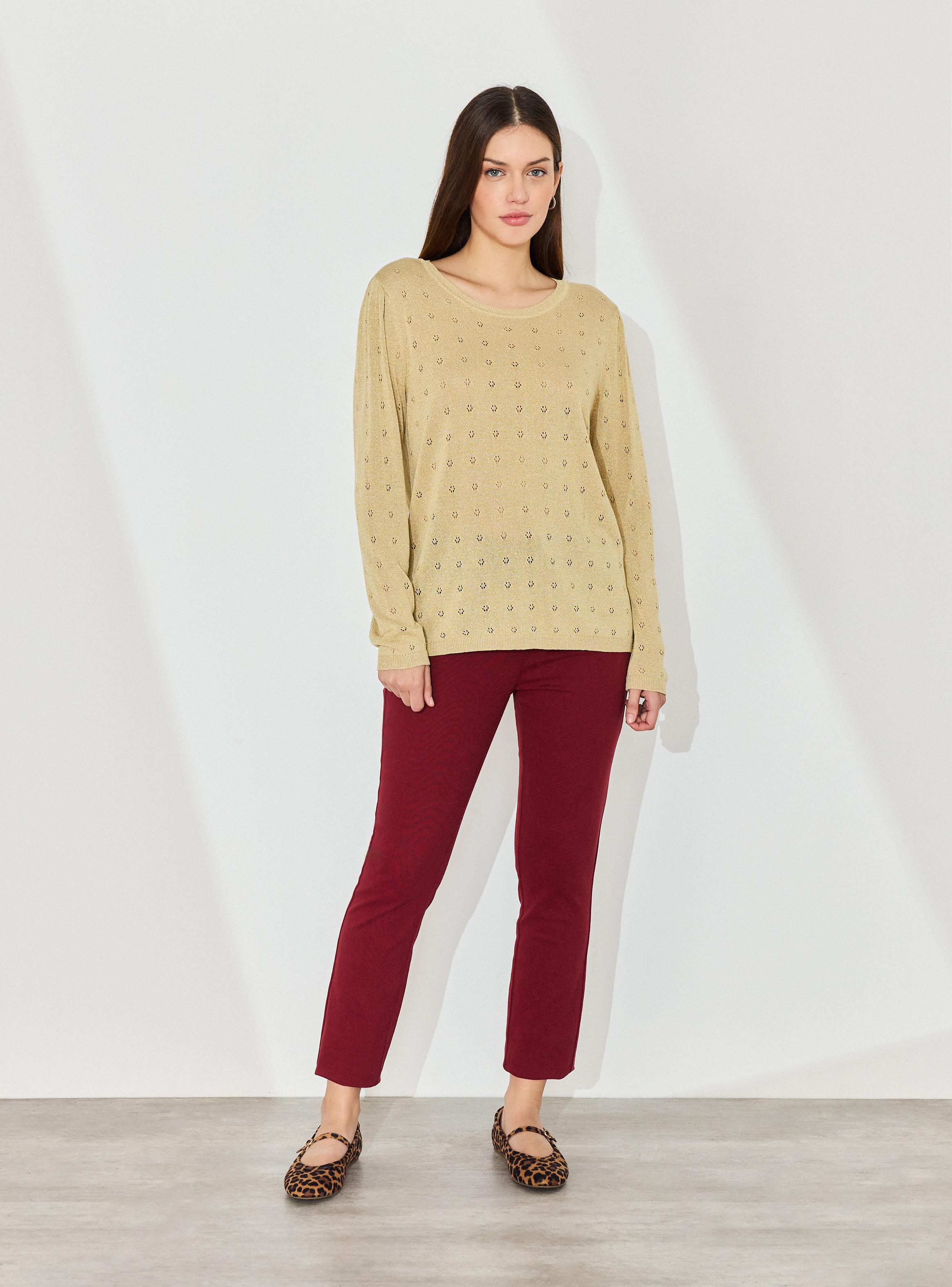 Sweater Liviano con Flores Acanaladas-4