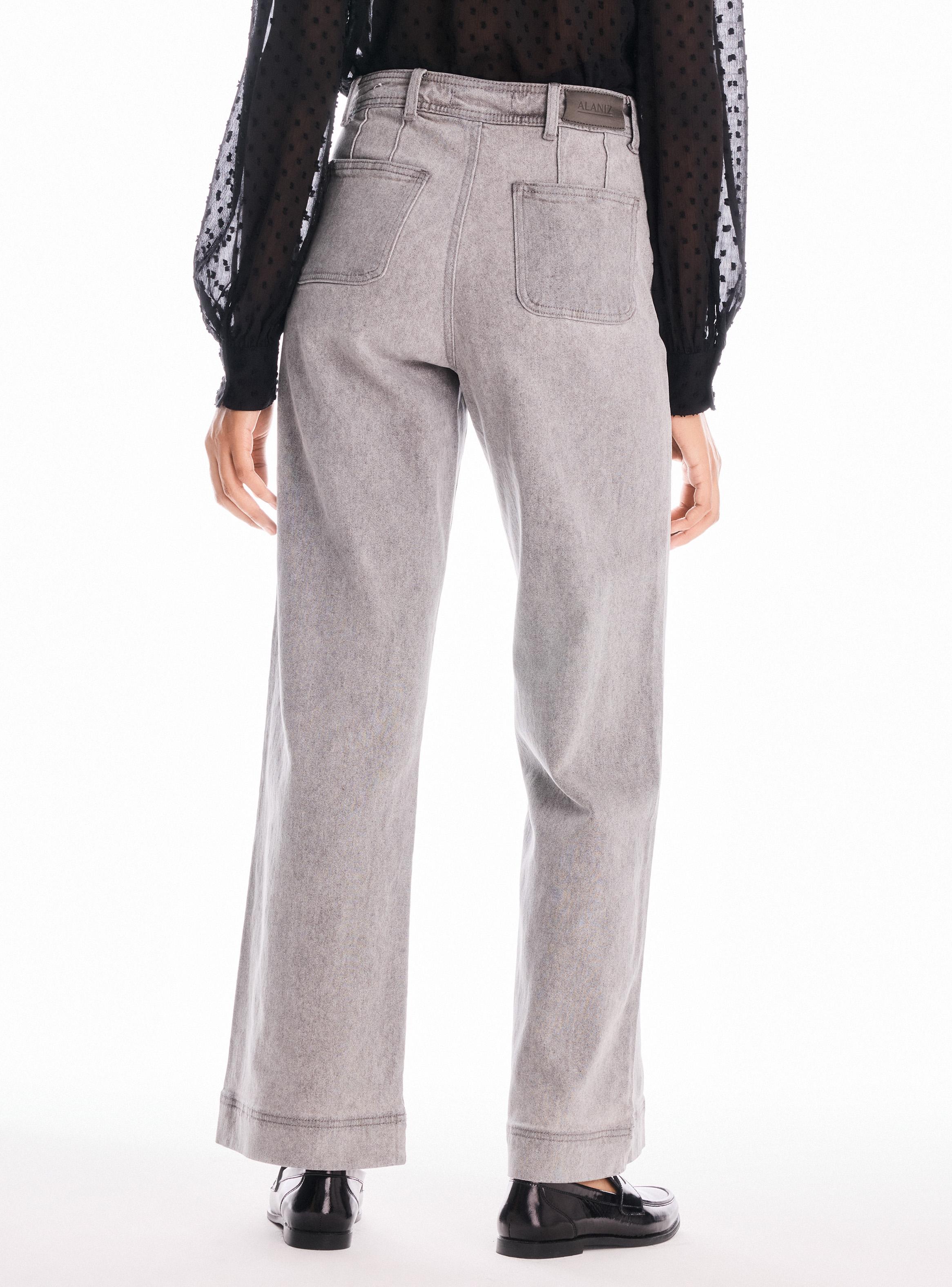 Jeans Wide Leg con Bolsillos Delanteros y Corte Pierna-1