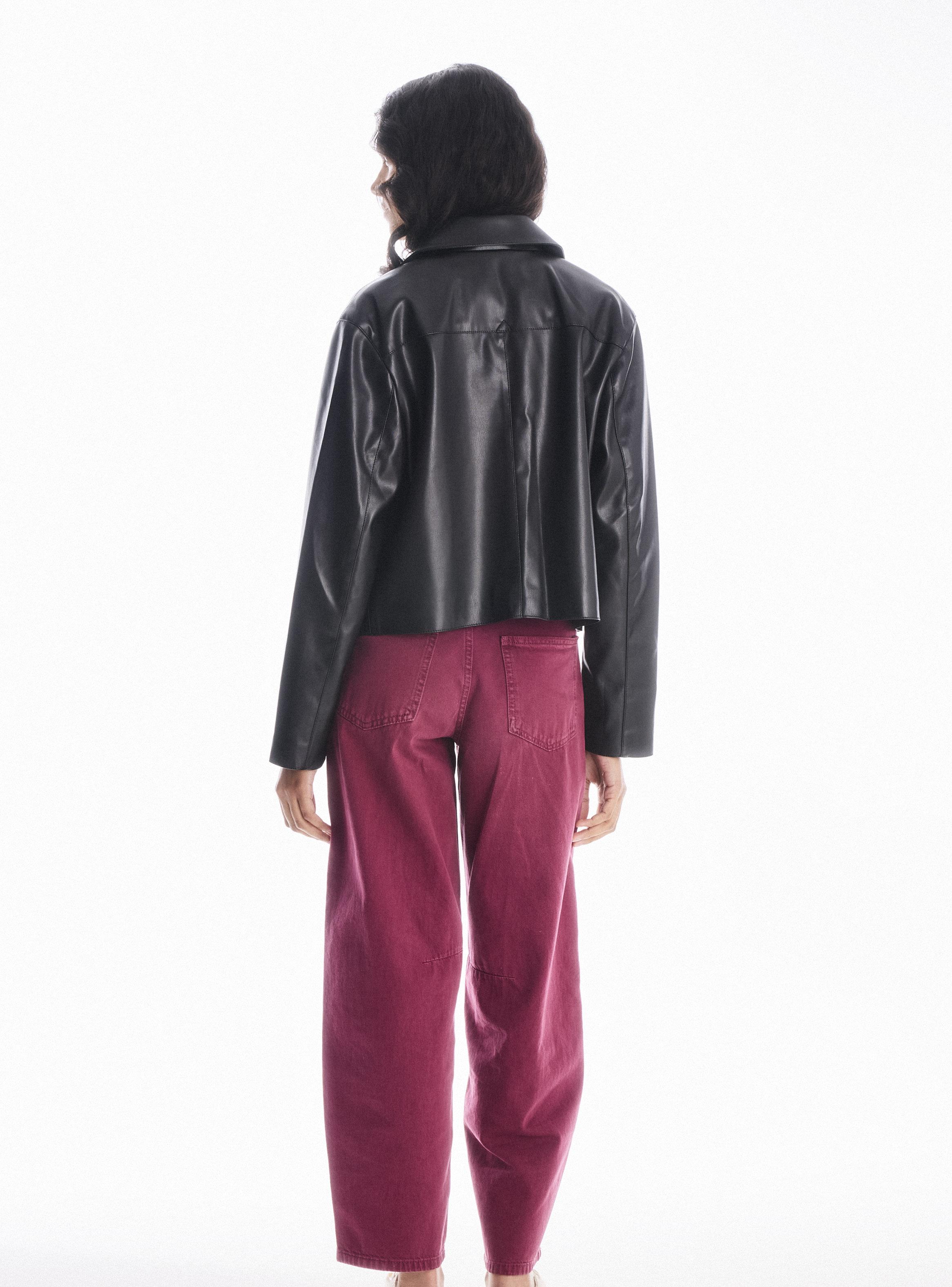 Chaqueta Tracker Efecto Cuero con Bolsillos-5