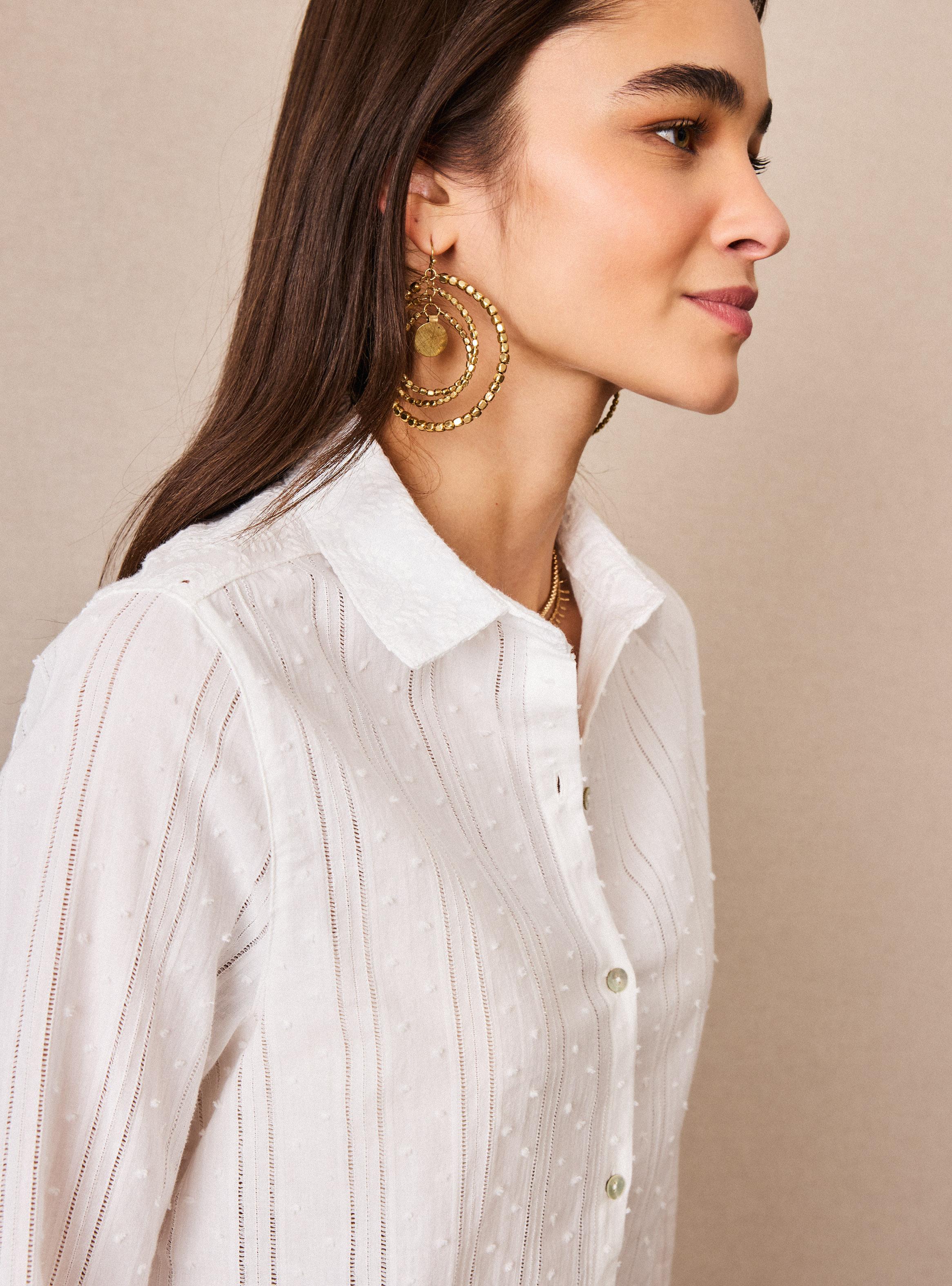 Blusa con Textura de Líneas y Detalles Bordados-3