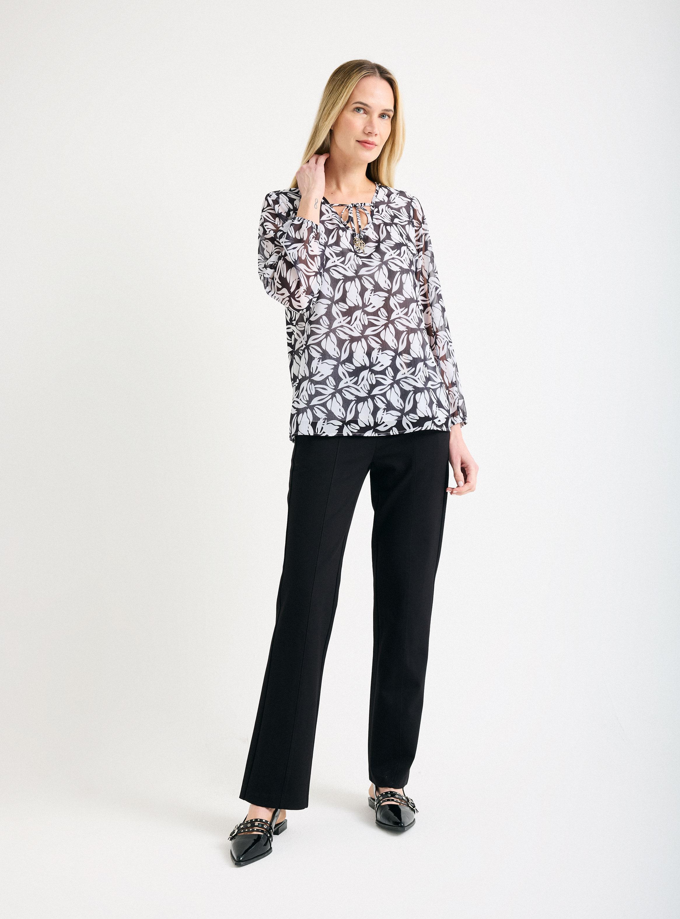 Polera Escote con Accesorio y Manga Globo-4