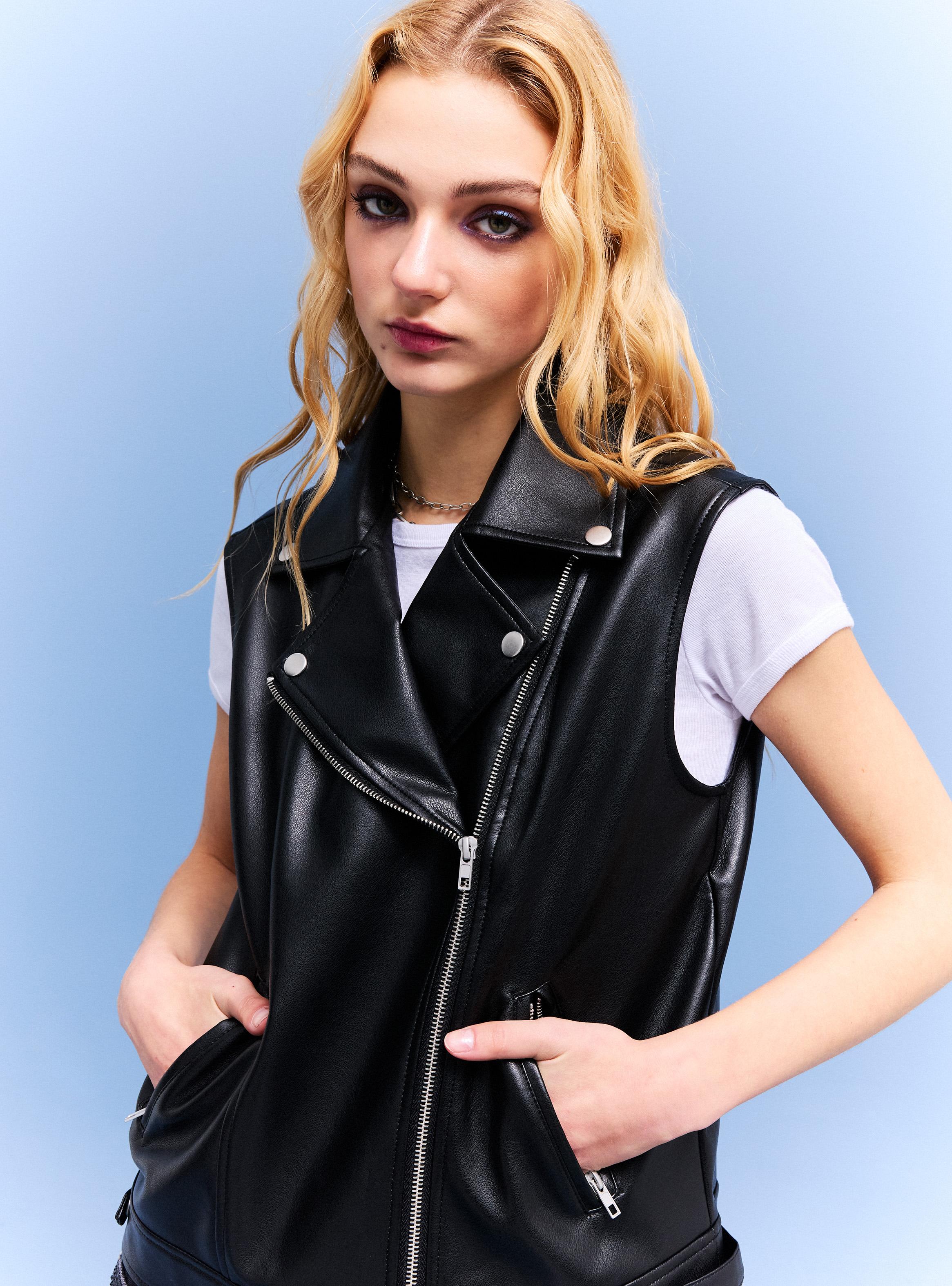 Chaqueta sin Manga Efecto Piel-2
