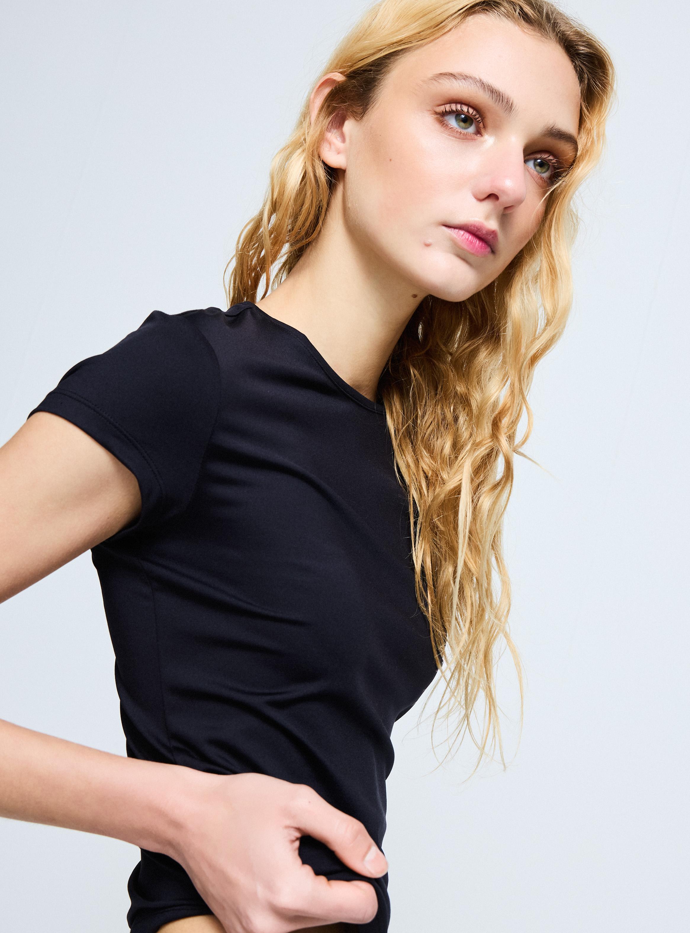 Polera Manga Corta Lisa-2