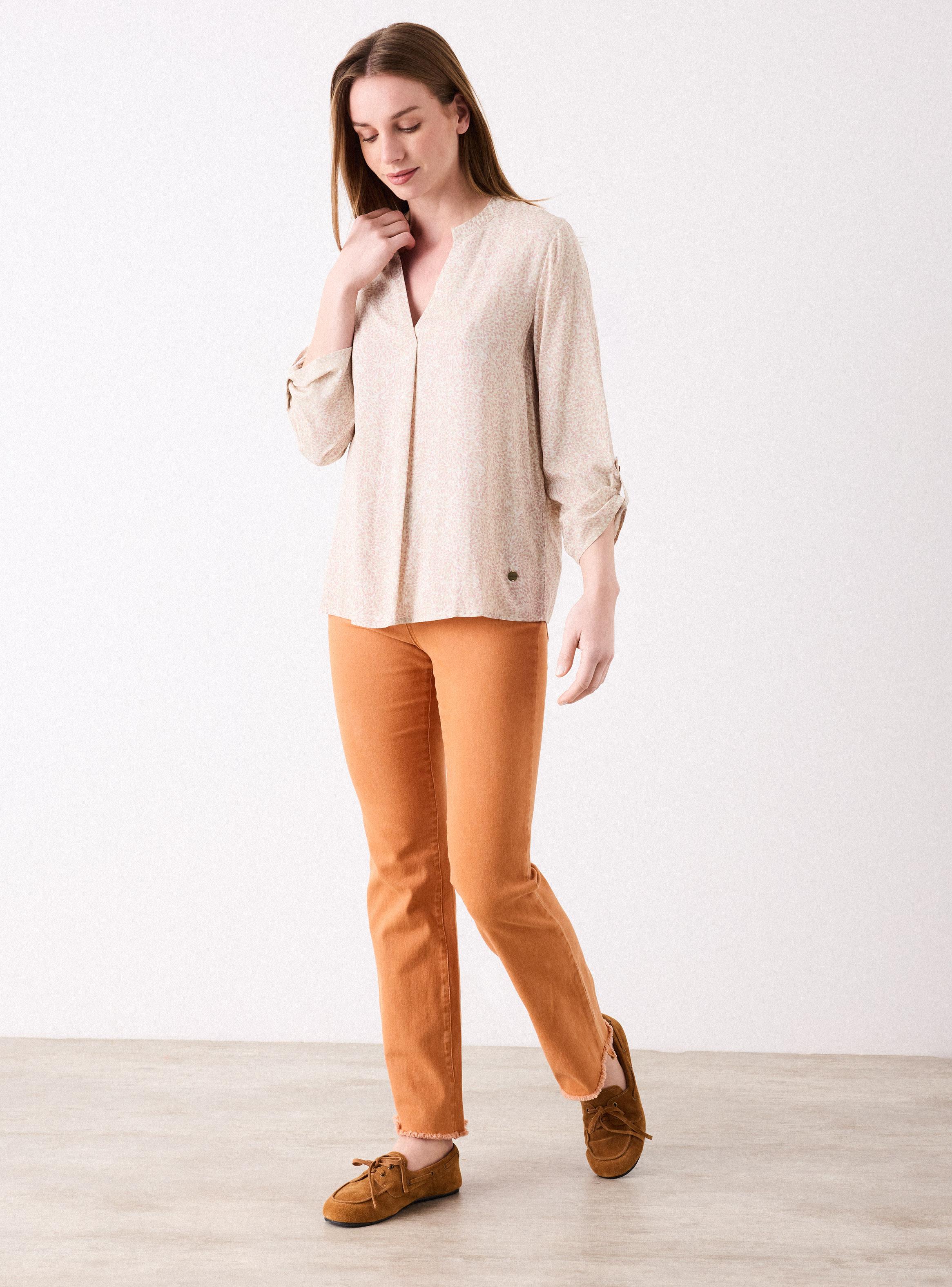 Blusa Estampada Manga Roll Up-4