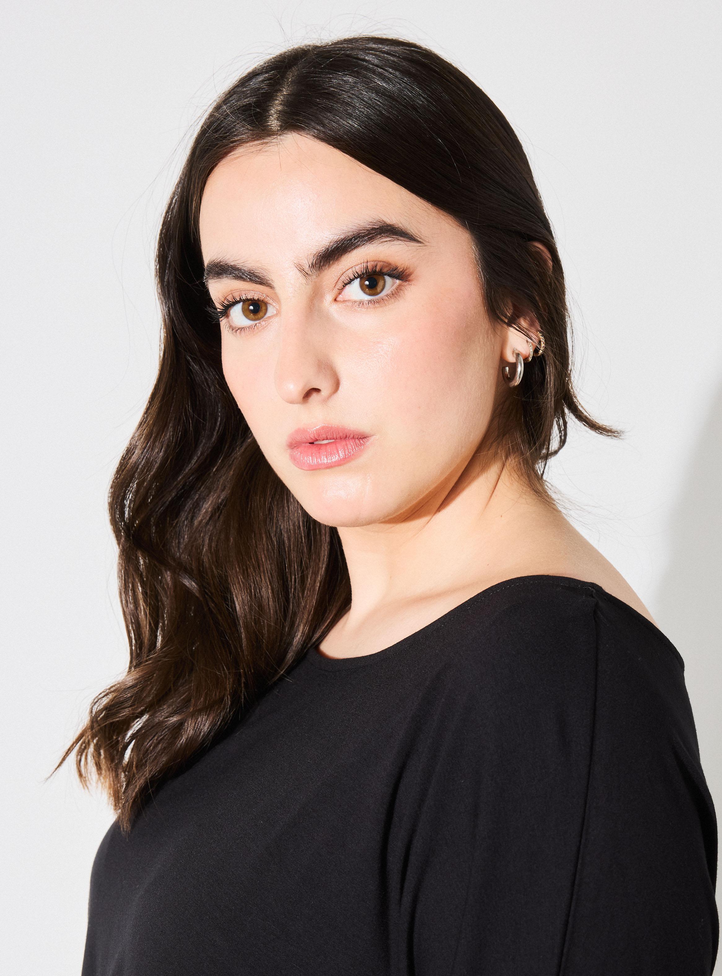 Polera Sólida Manga Murciélago Escote Redondo Curvy-2