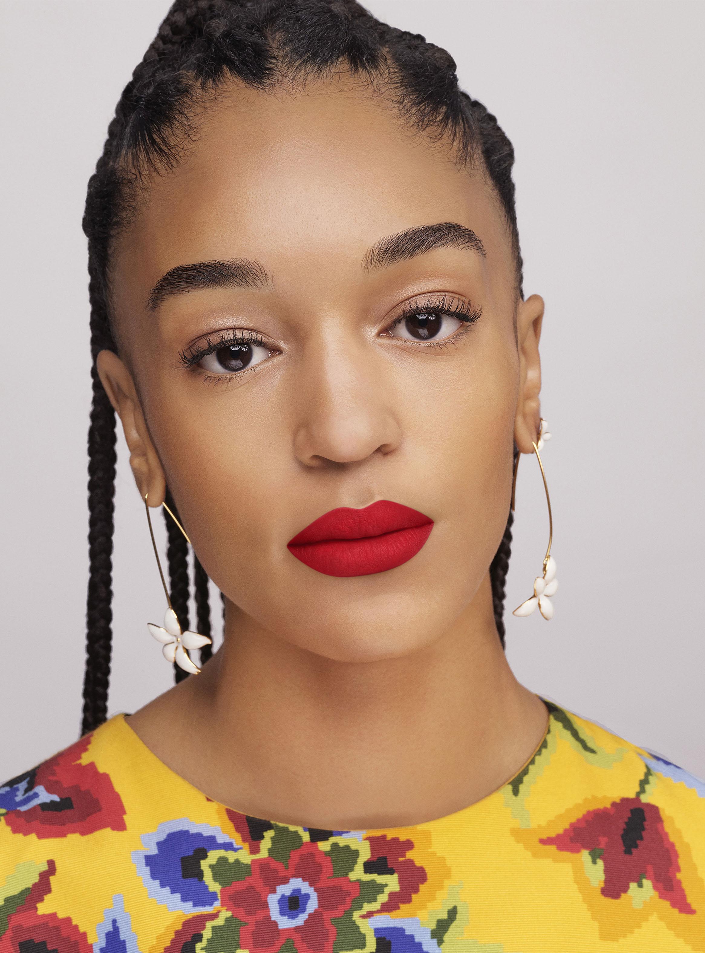 Fabulous Kiss Lipstick Matte 310 & Love Karma Cap 3.5g Carolina Herrera-4