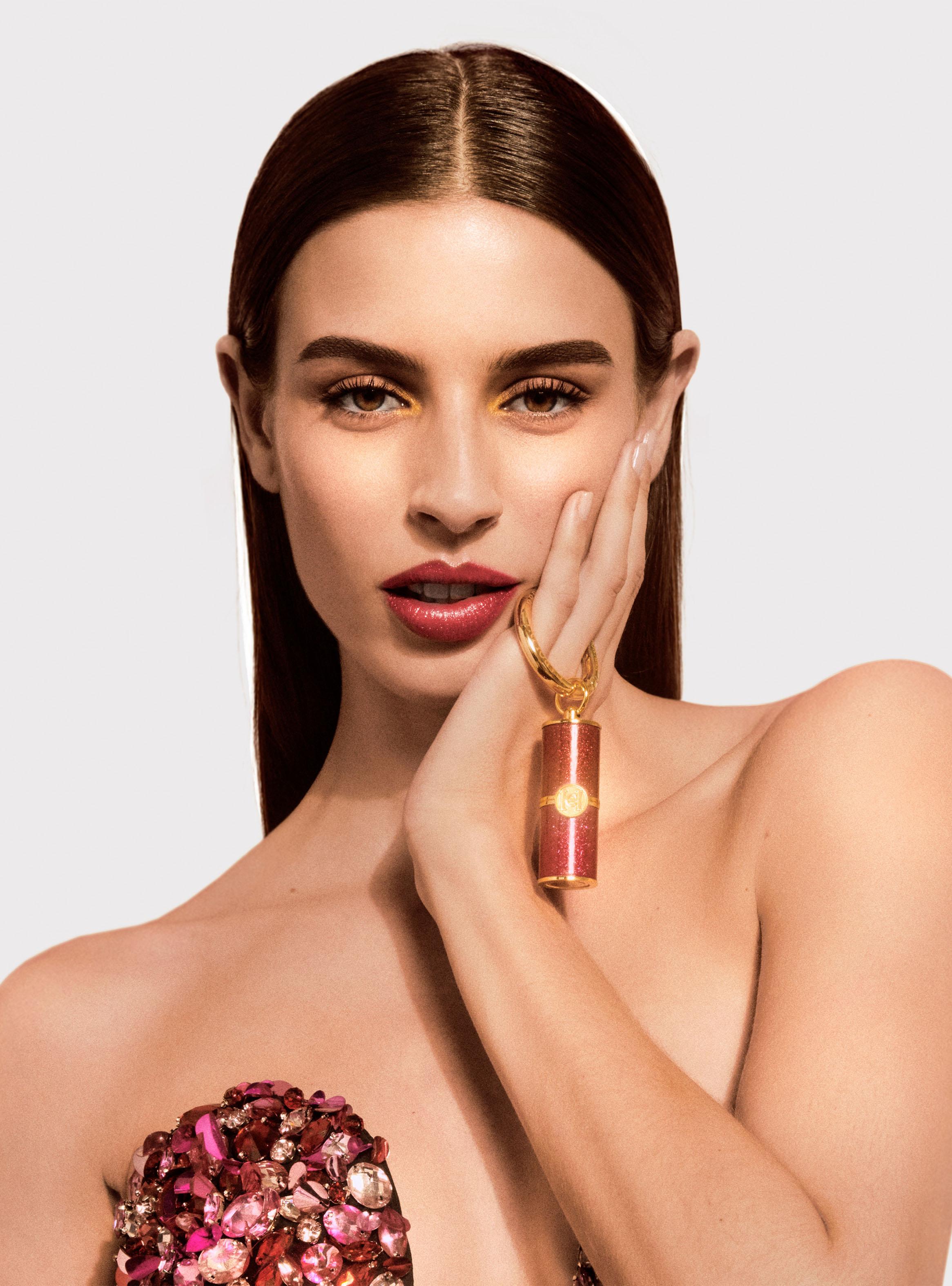 Good Girl Mini Lip Balm Case Shimmer Collector Carolina Herrera-5