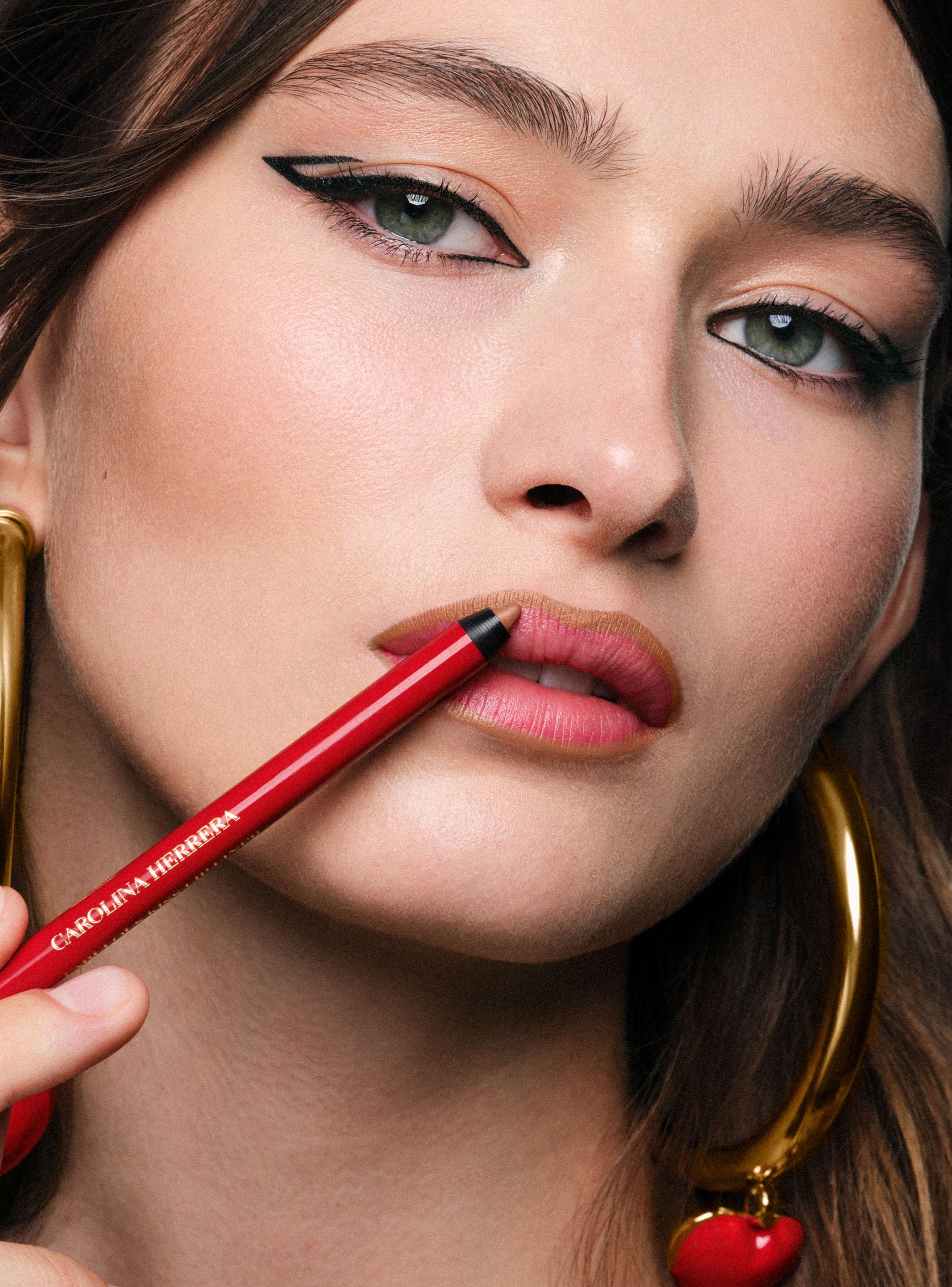 Fabulous Kiss Lip Liner Carolina Herrera Rosewood 1.3 g-4