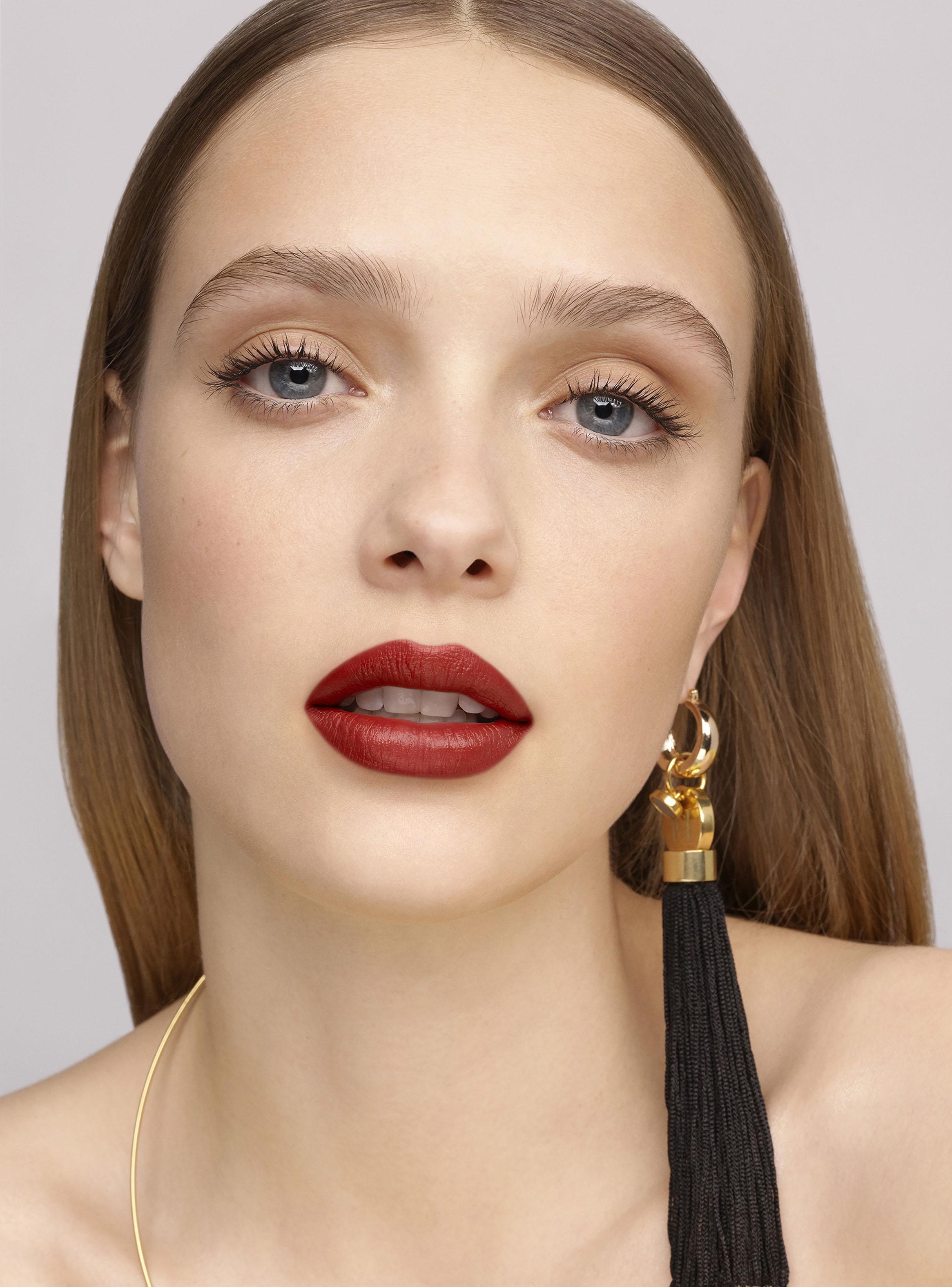 Set Fabulous Kiss Lipstick Satin Carolina Herrera 373 & Green Waves Cap Carolina Herrera-3