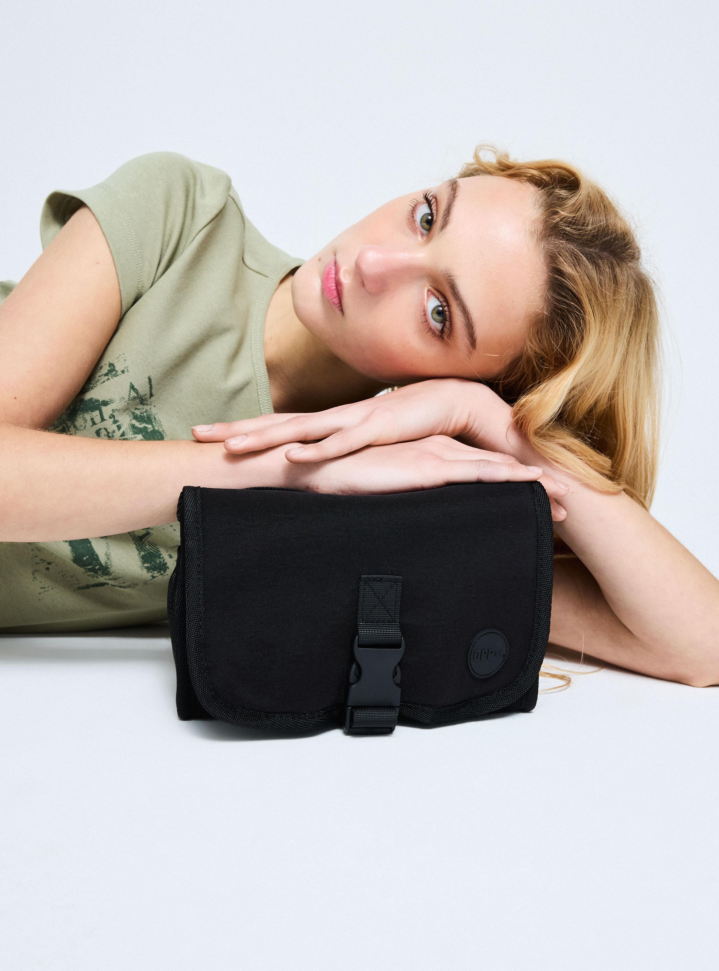 Cosmetiquero Travel Colgable-4