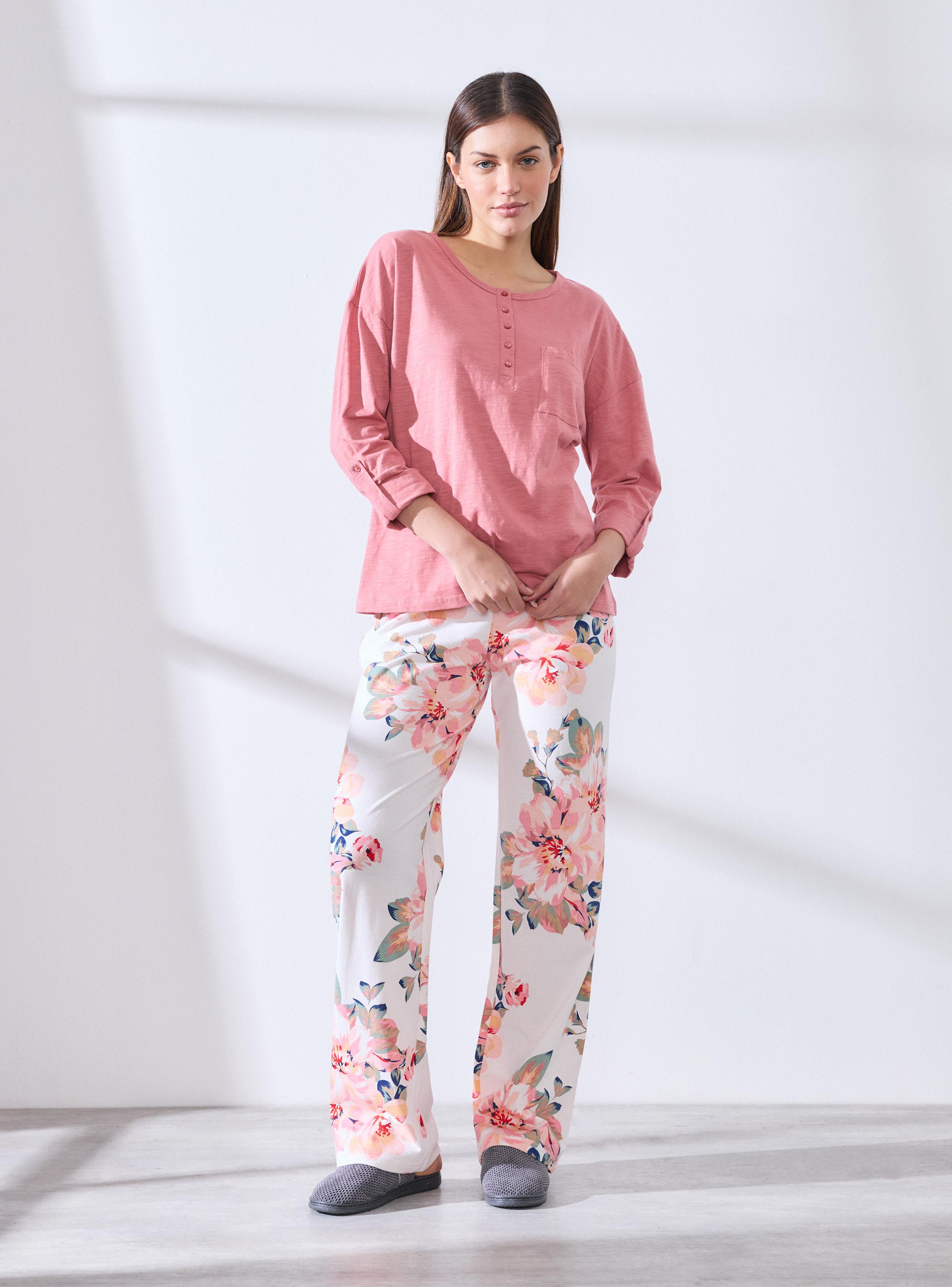 Pijama Polera Lisa con Botones Pantalón Estampado-4