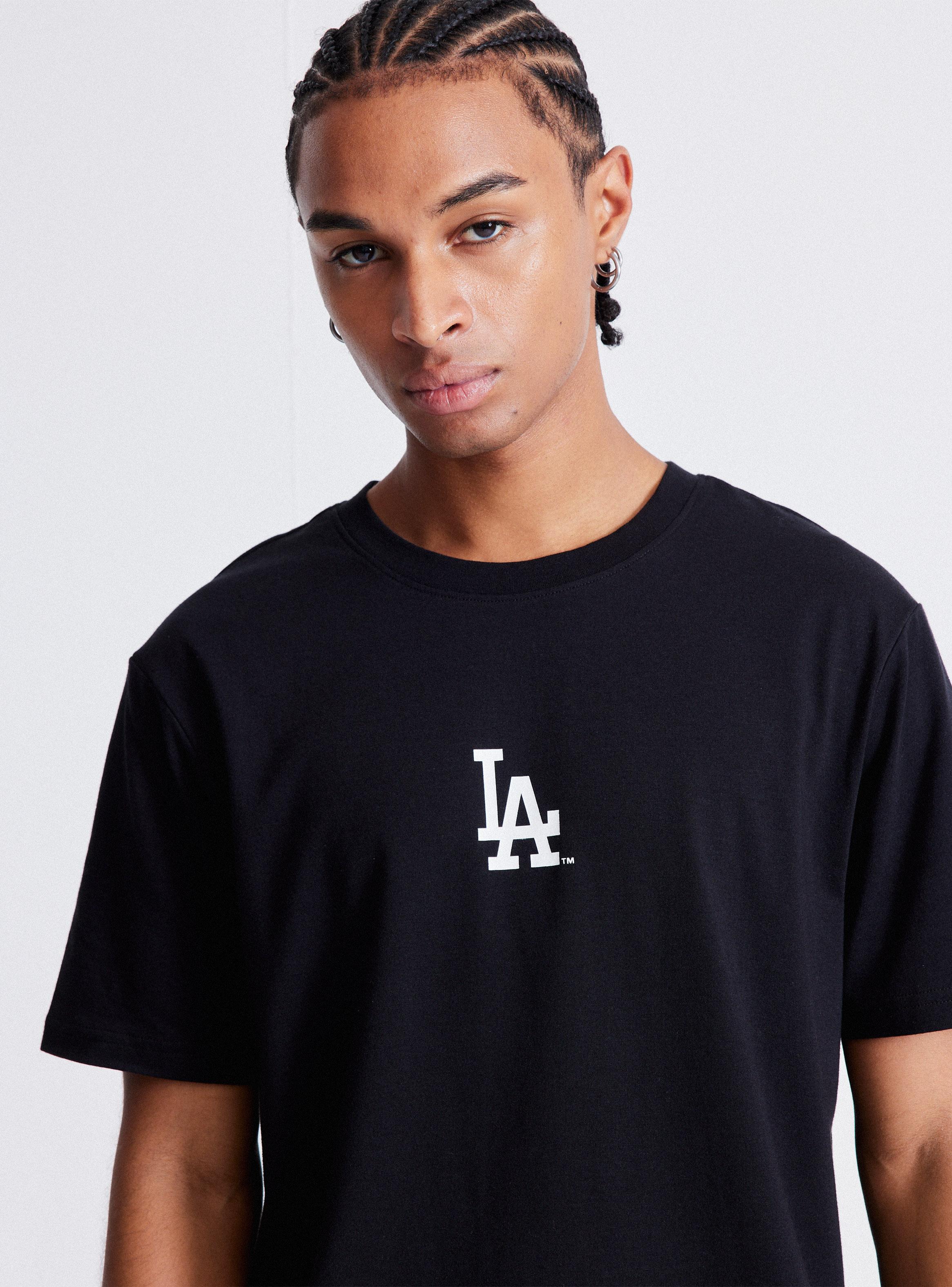 Polera Manga Corta Regular LA Champios-2