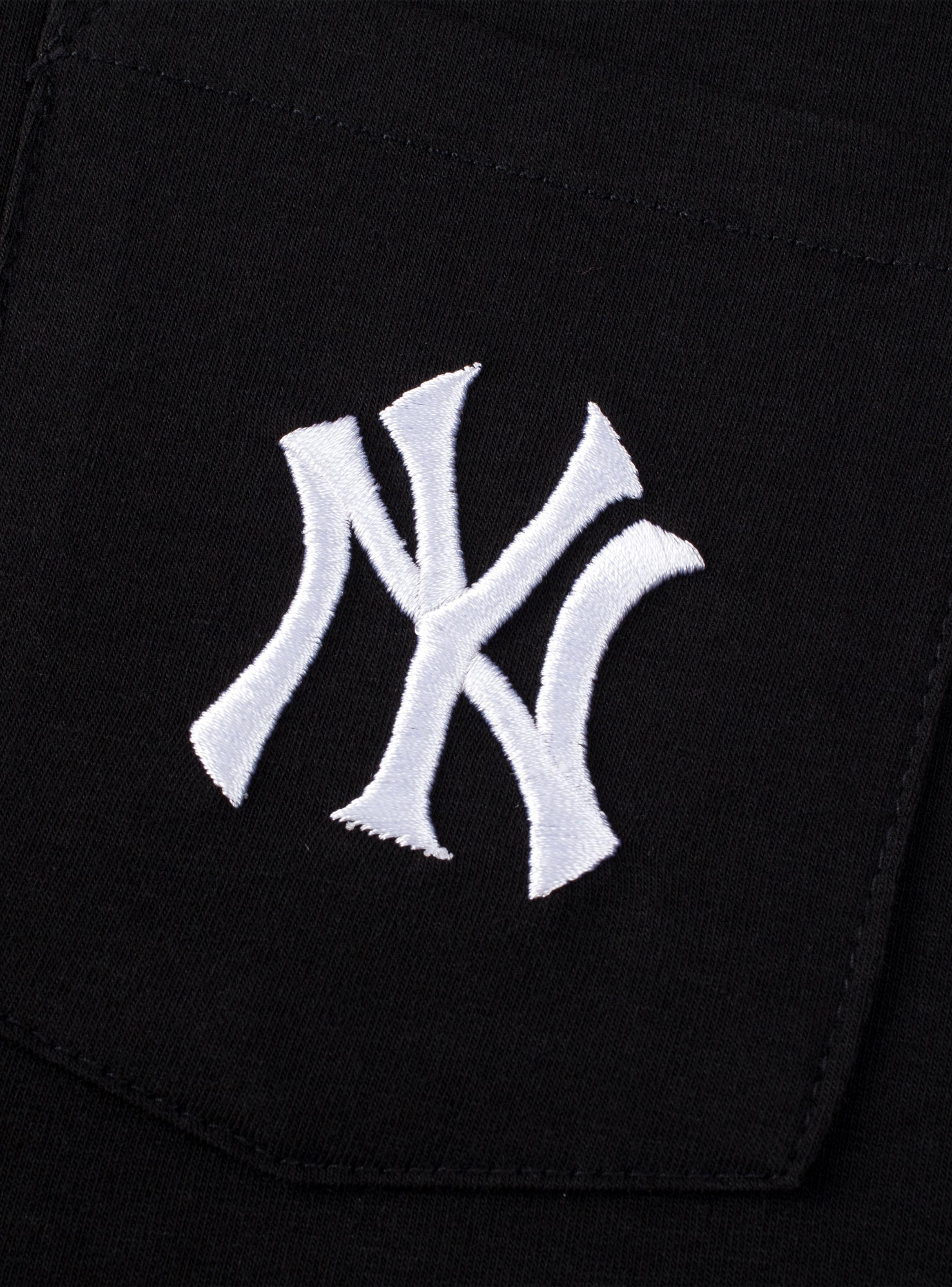 Polera Cuello Redondo Yankee-3