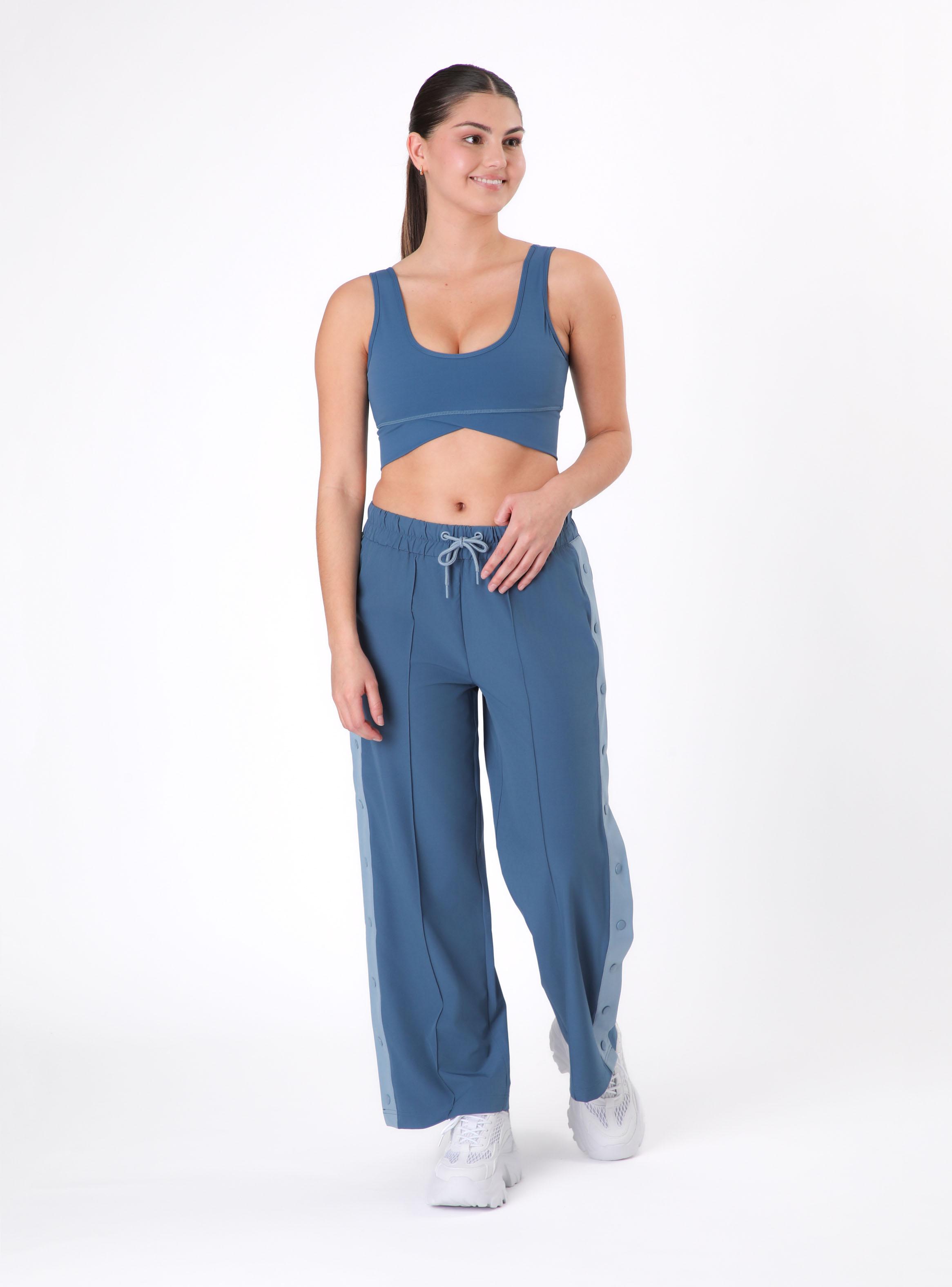 Pantalán Ancho con Botones al Costados-4