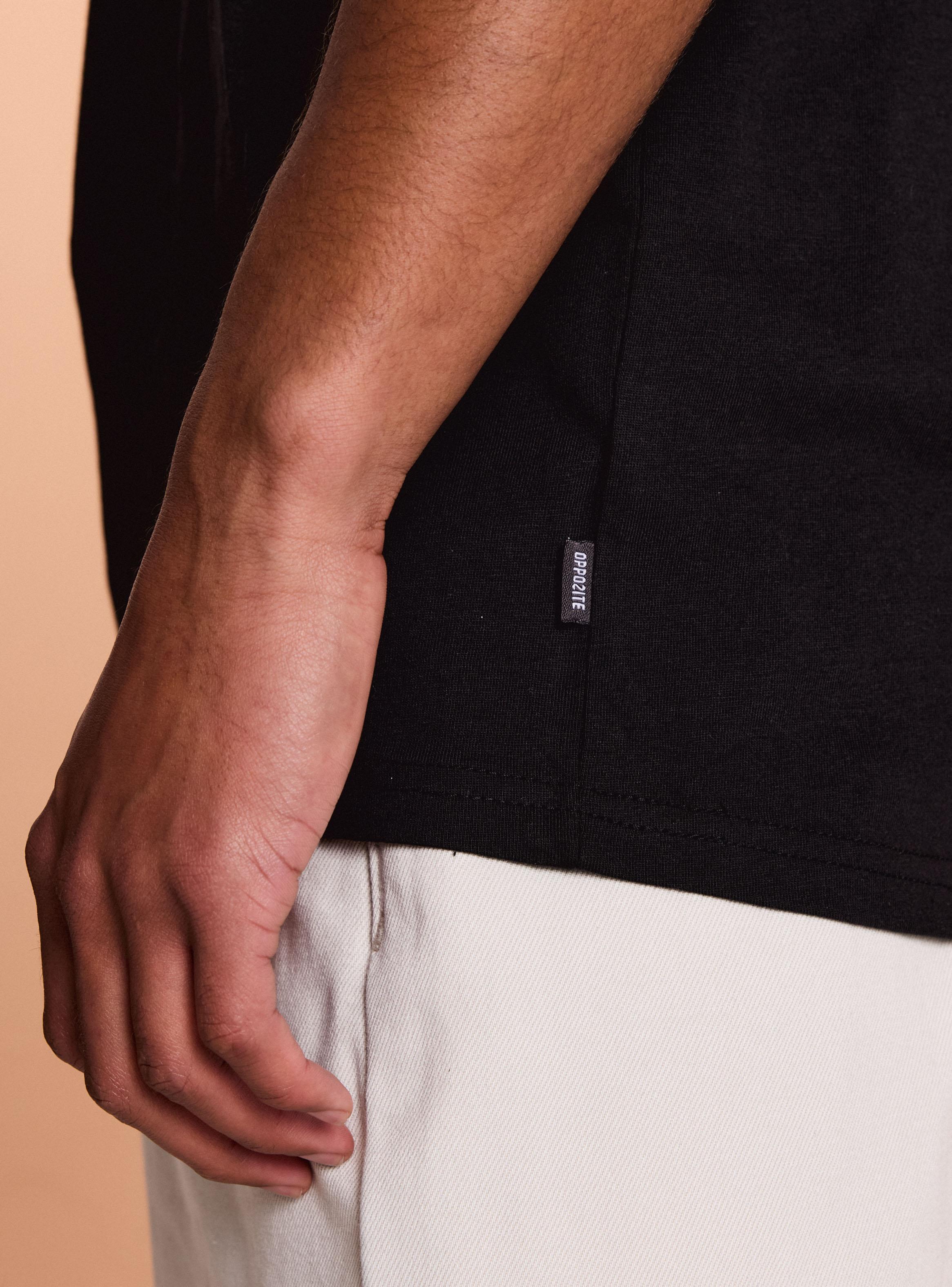 Polera Color Sólido Slim Fit-3