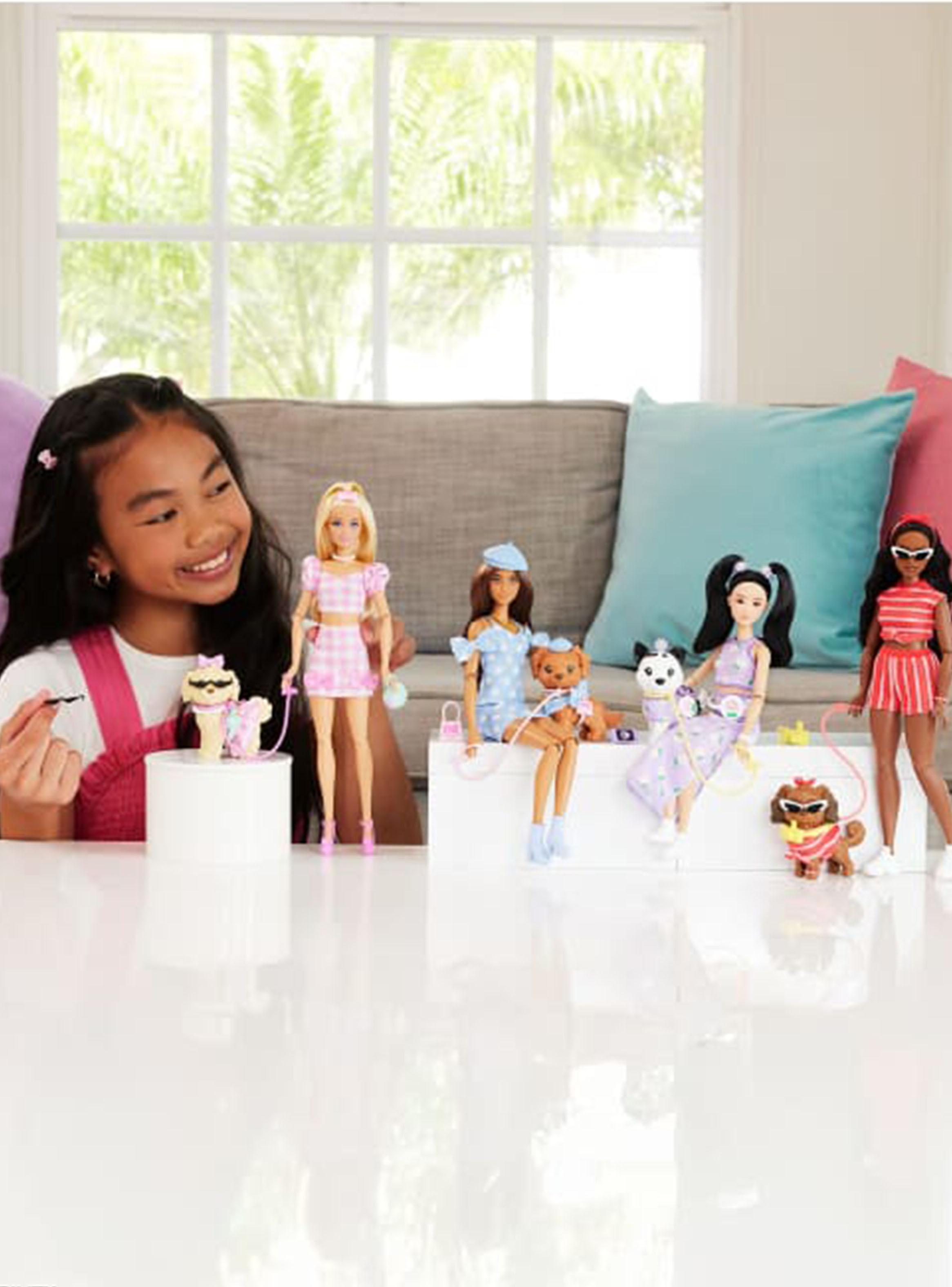 Muñeca Looks Iguales Malibú y Perrito-5