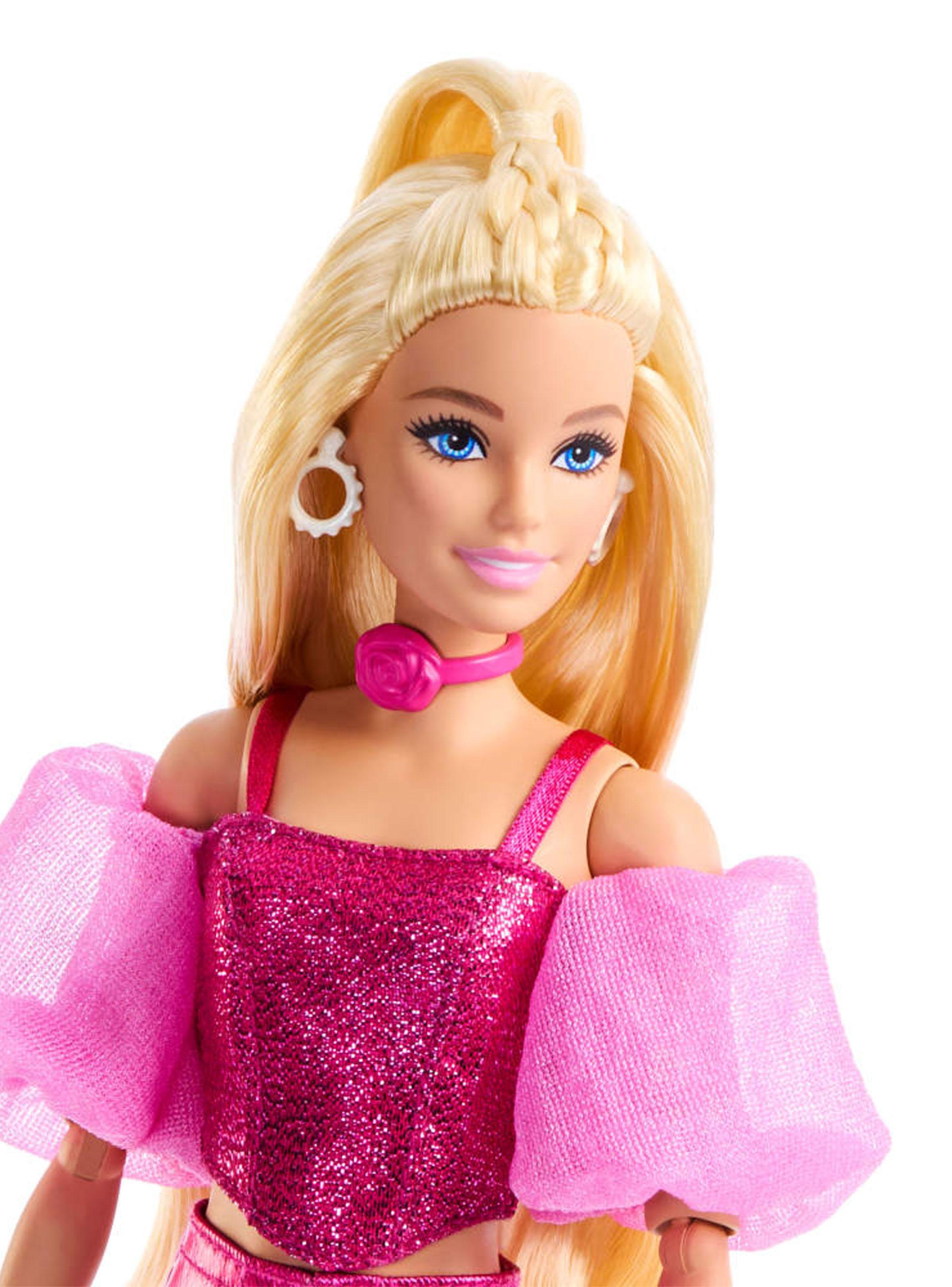 Barbie Cabello Rubio y Conjunto Rosa-3