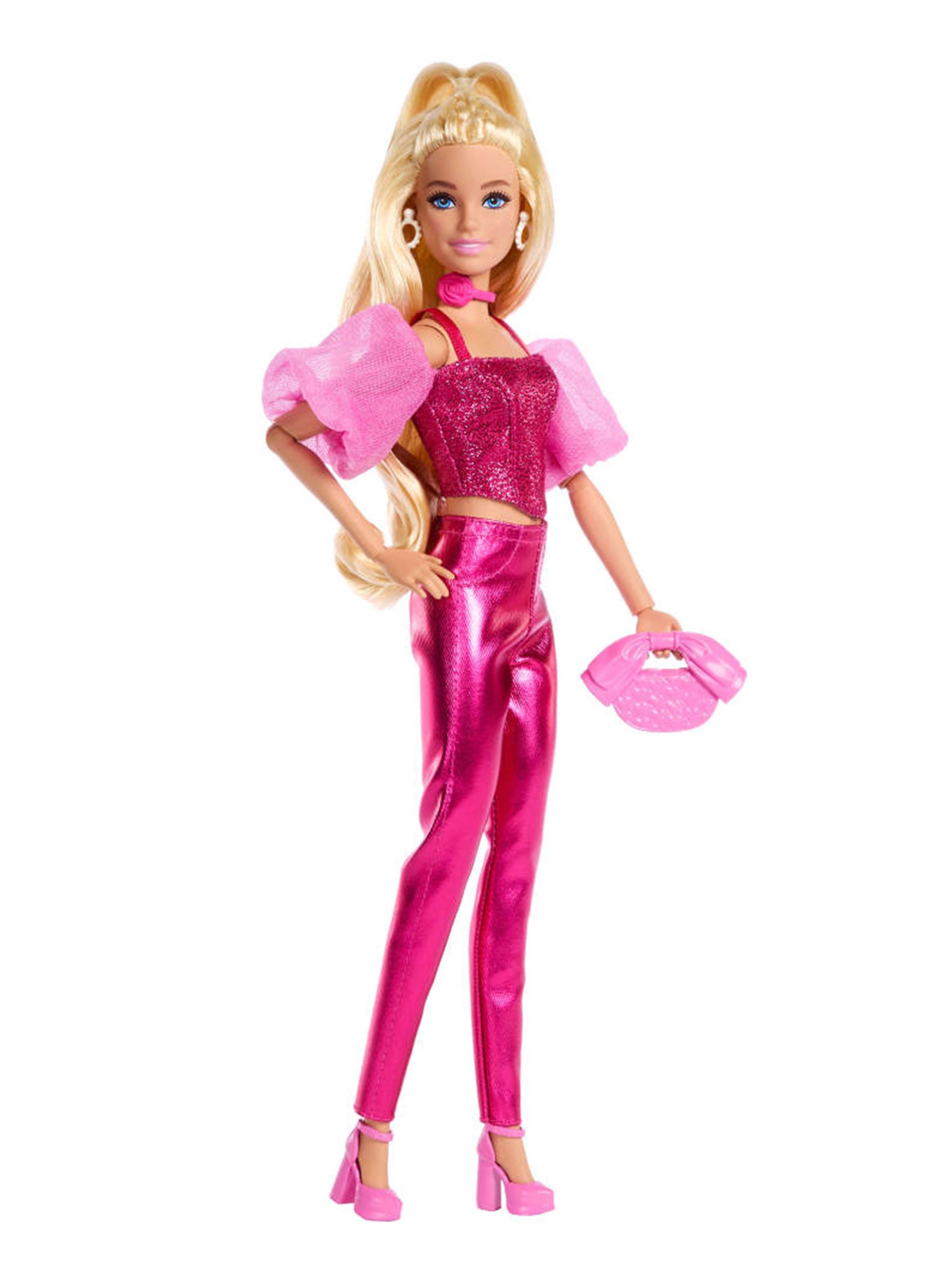Barbie Cabello Rubio y Conjunto Rosa-2
